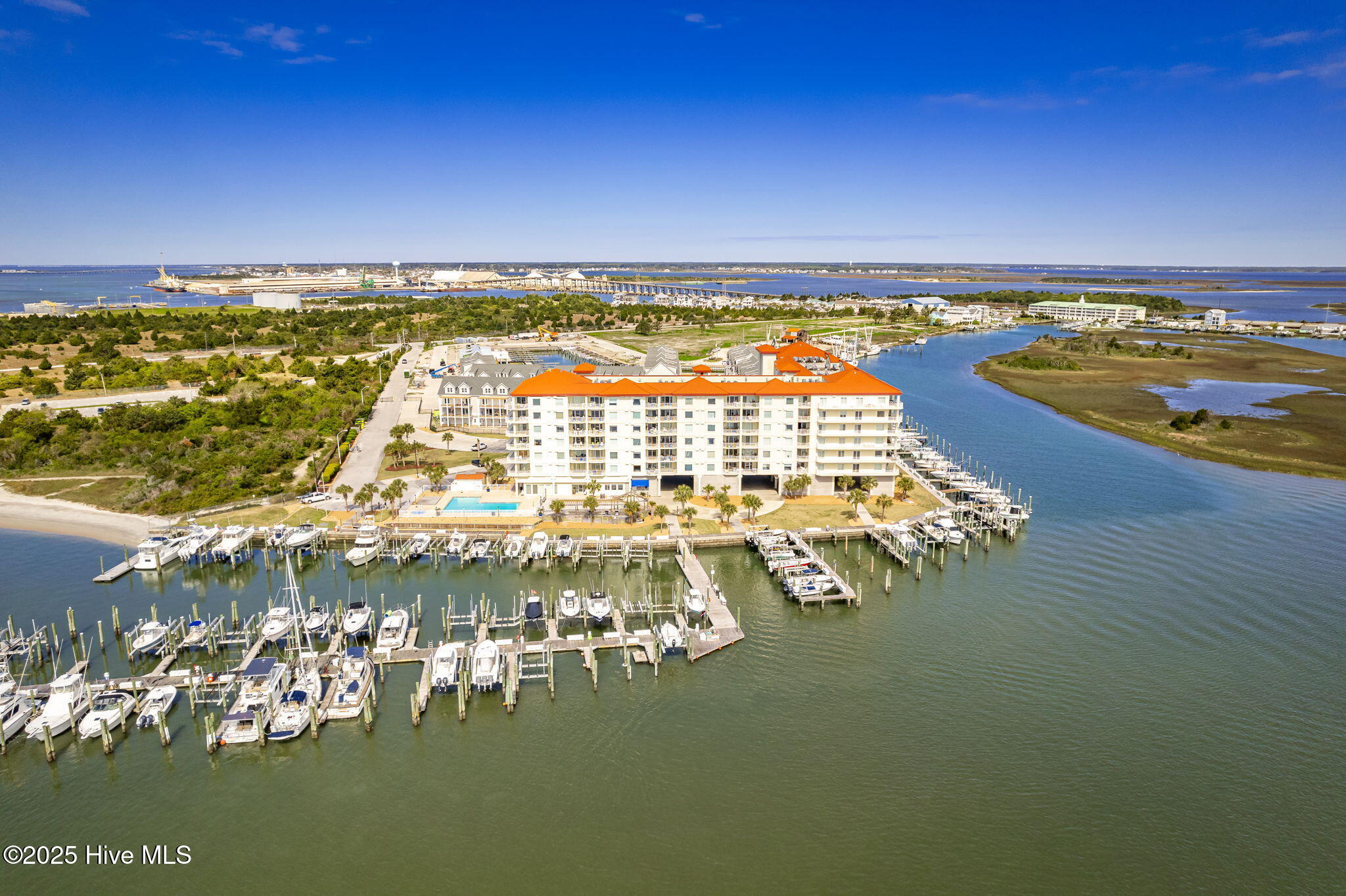 100 Olde Towne Yacht Club Road 512,Beaufort