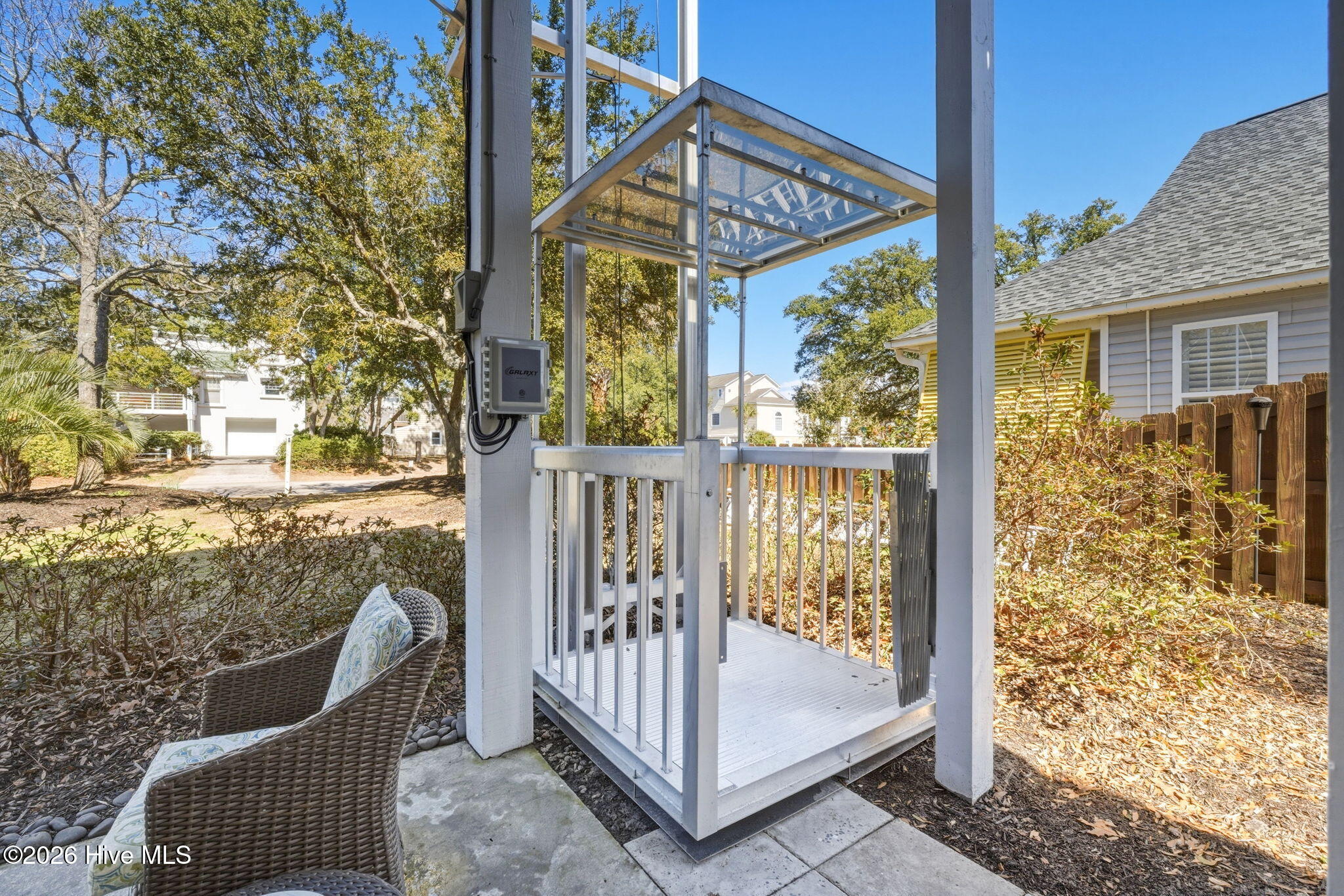 100556182 | Photo 36