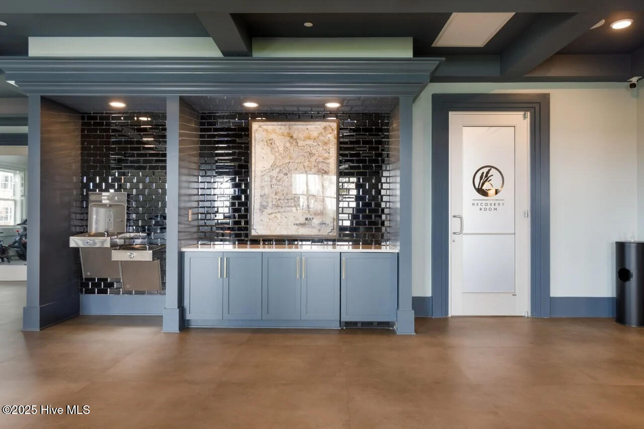 100539902 | Photo 33