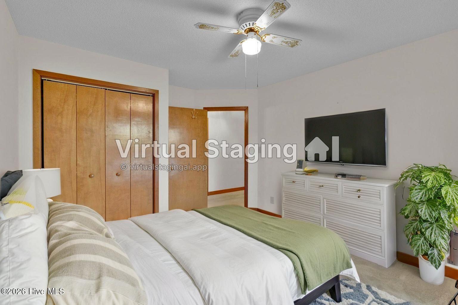 100561696 | Photo 38