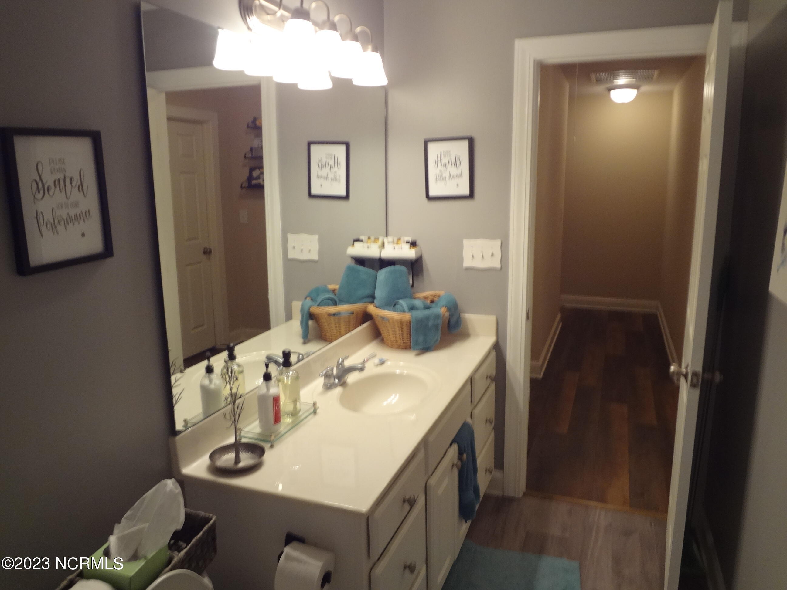 205 South Pointe Drive UNIT B, Winterville, NC, 28590