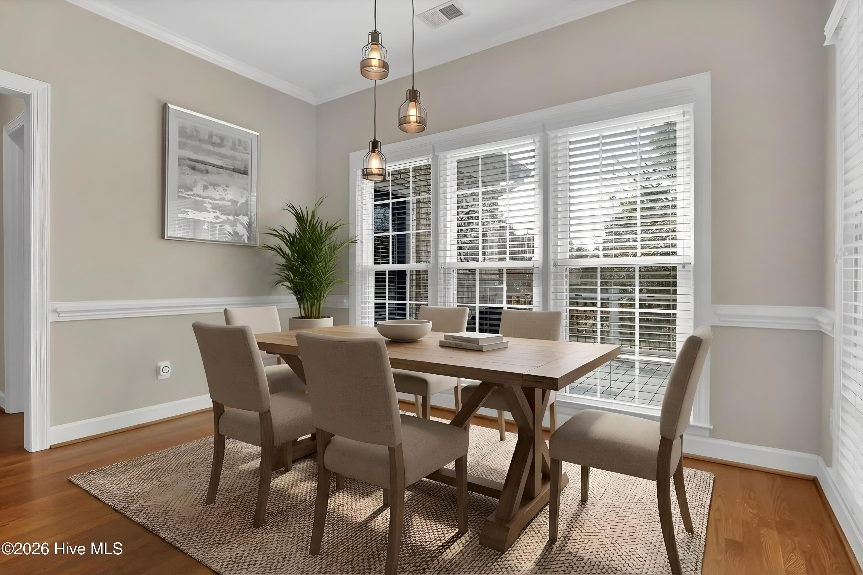 100556431 | Photo 13