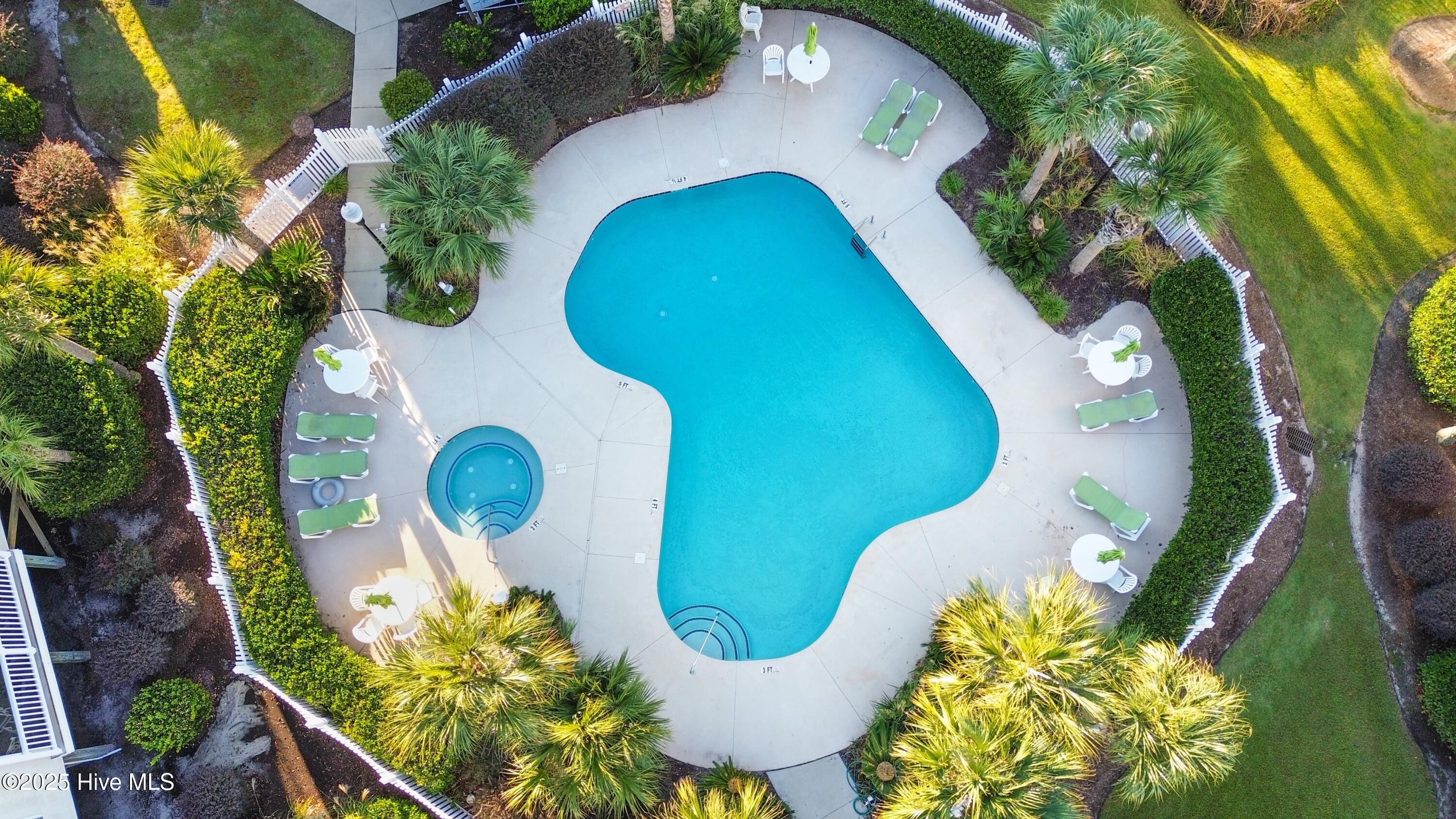 100536707 | Photo 39