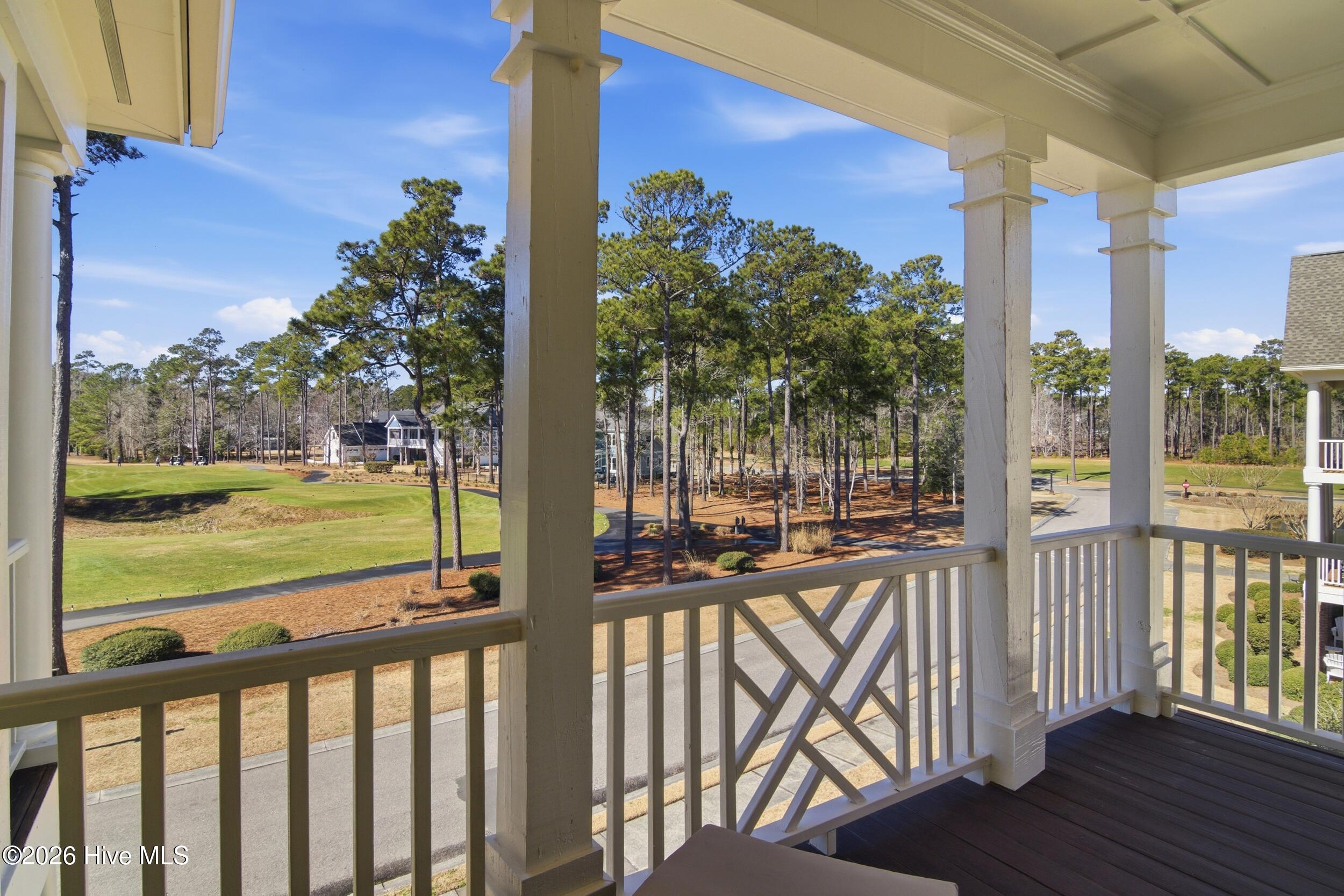 100547081 | Photo 30