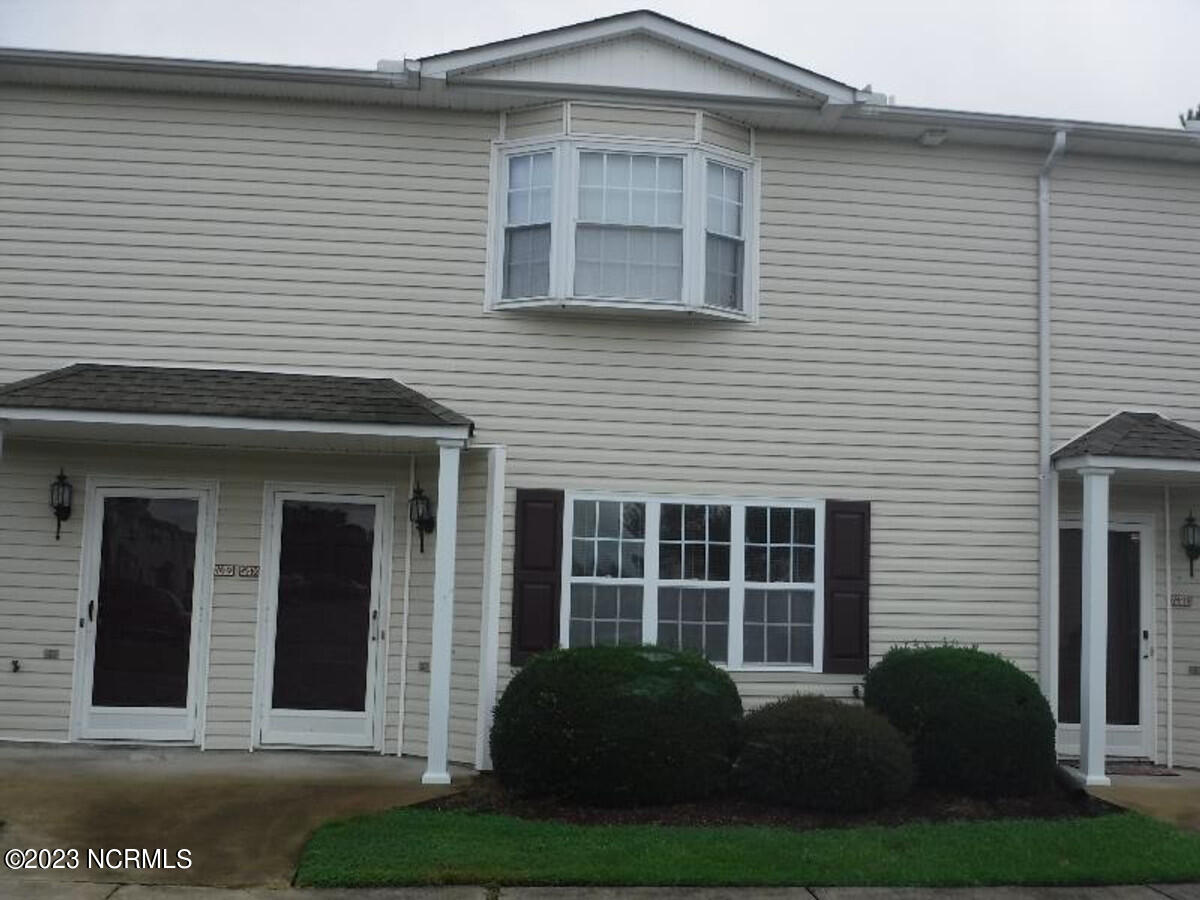 Exterior photo of 2152 Flagstone Court M10, Greenville, NC 27834. MLS: 100585139