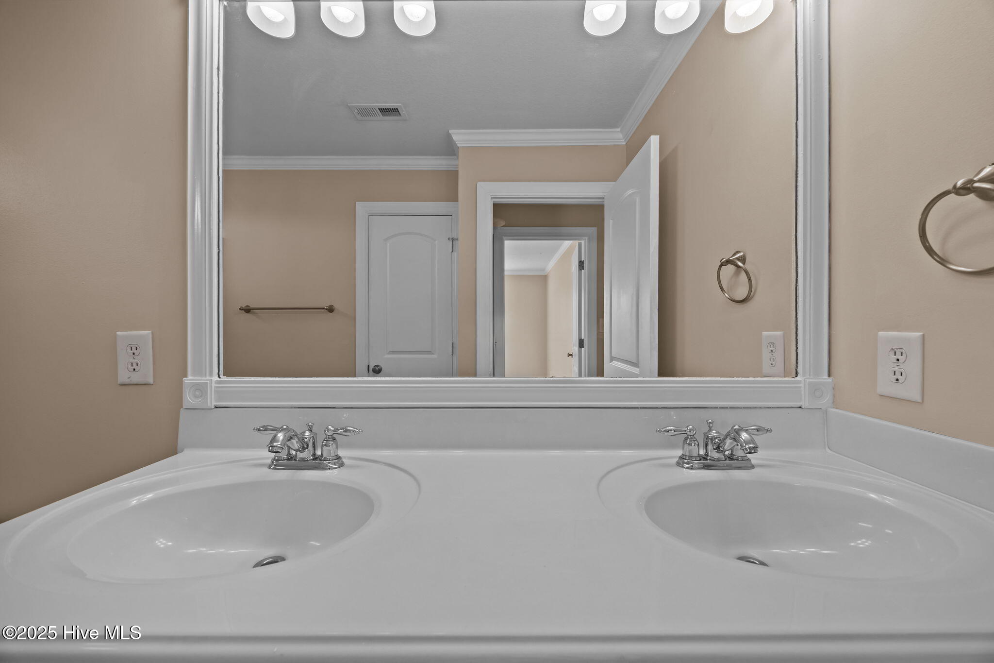 1129 Bryson Drive, Greenville, NC, 27834