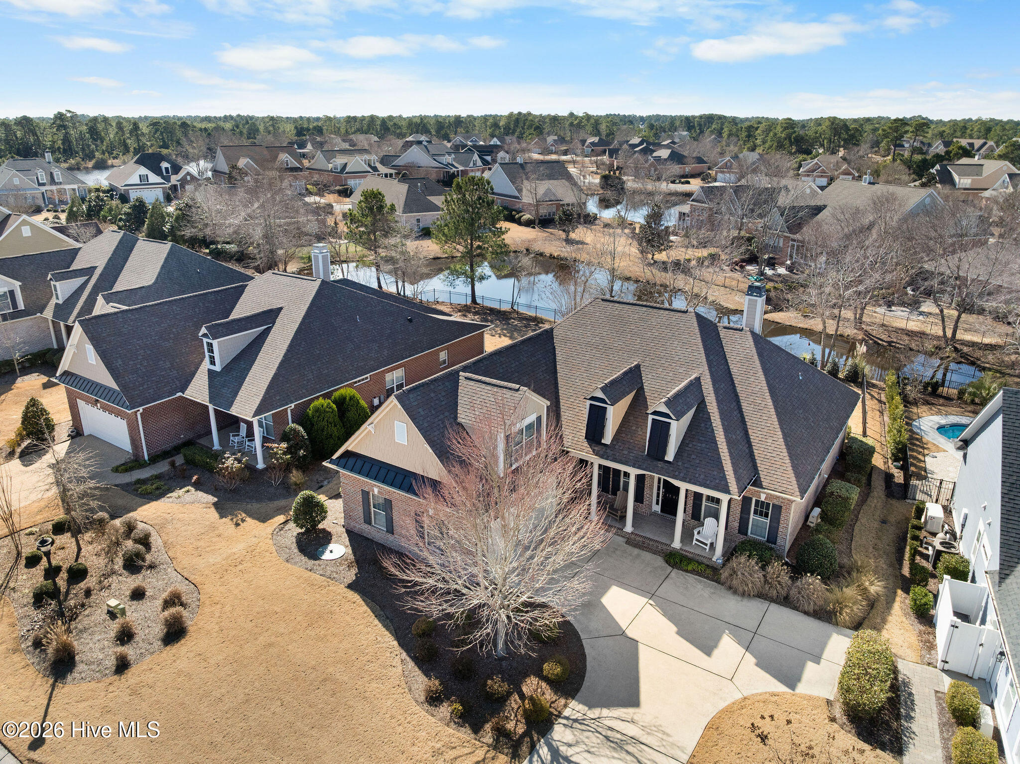 100564801 | Photo 42