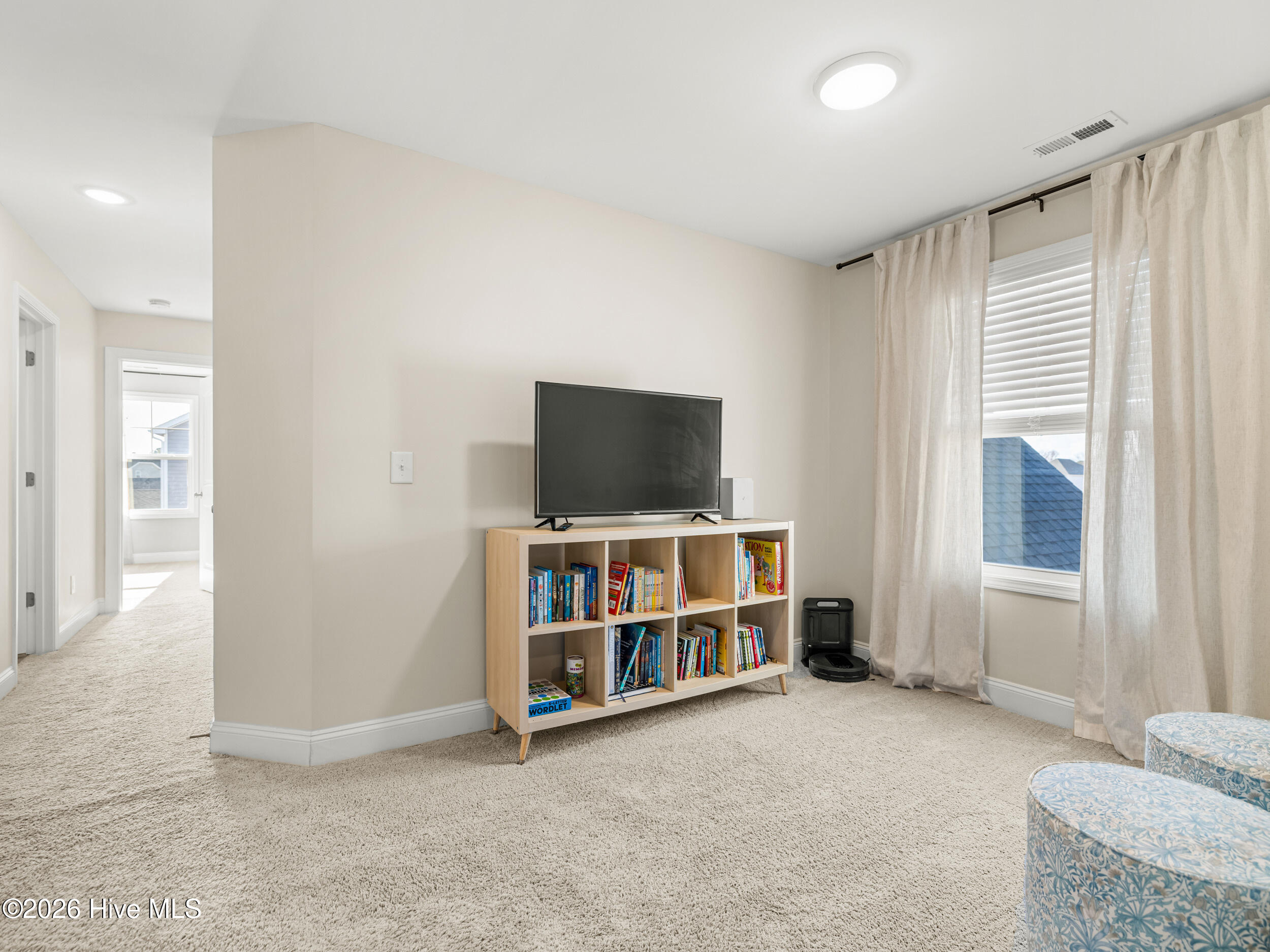 100559684 | Photo 35