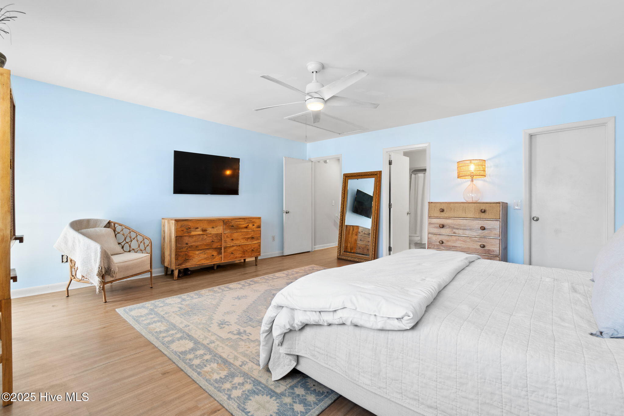 100547956 | Photo 20