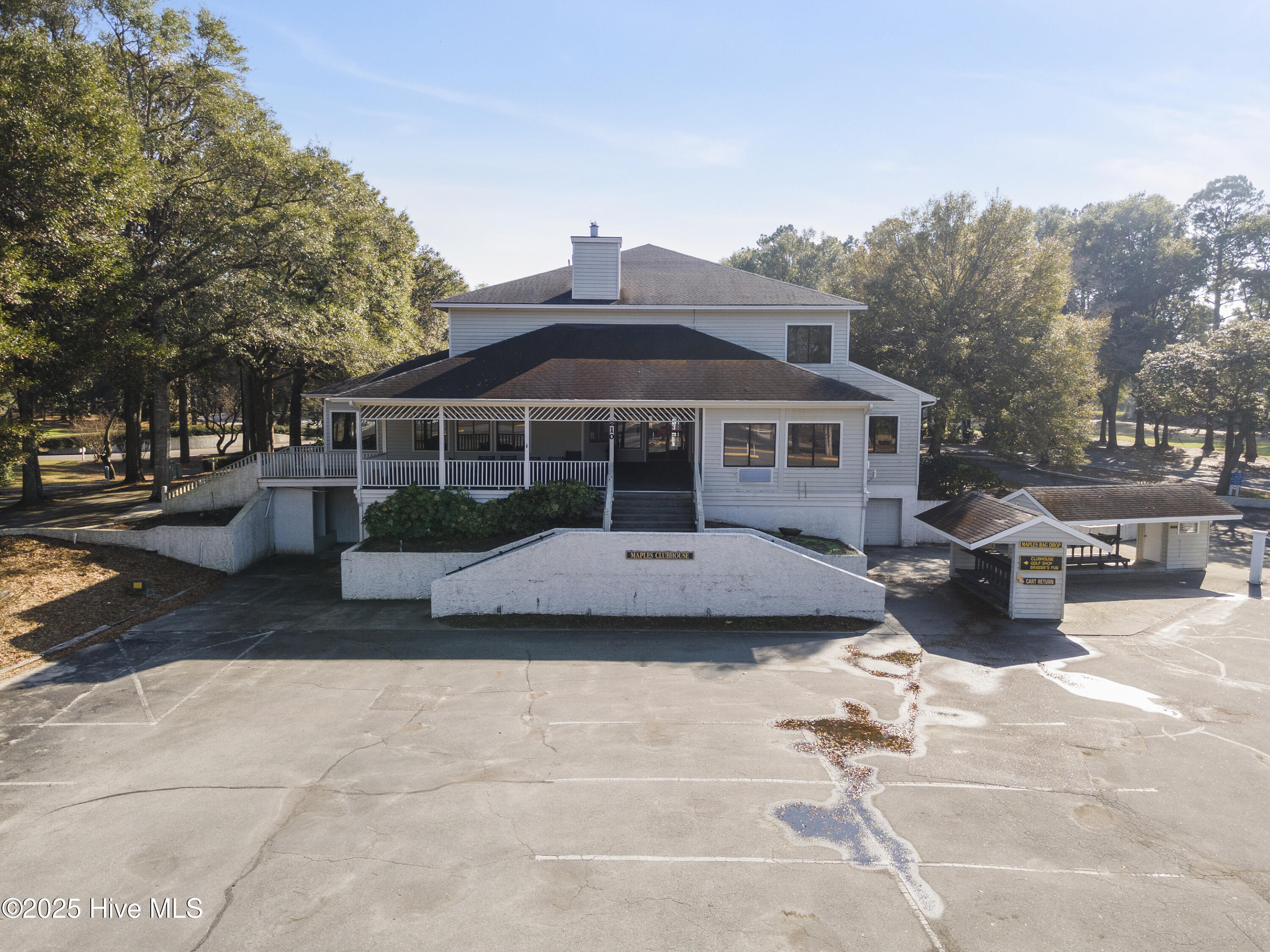 100542073 | Photo 72