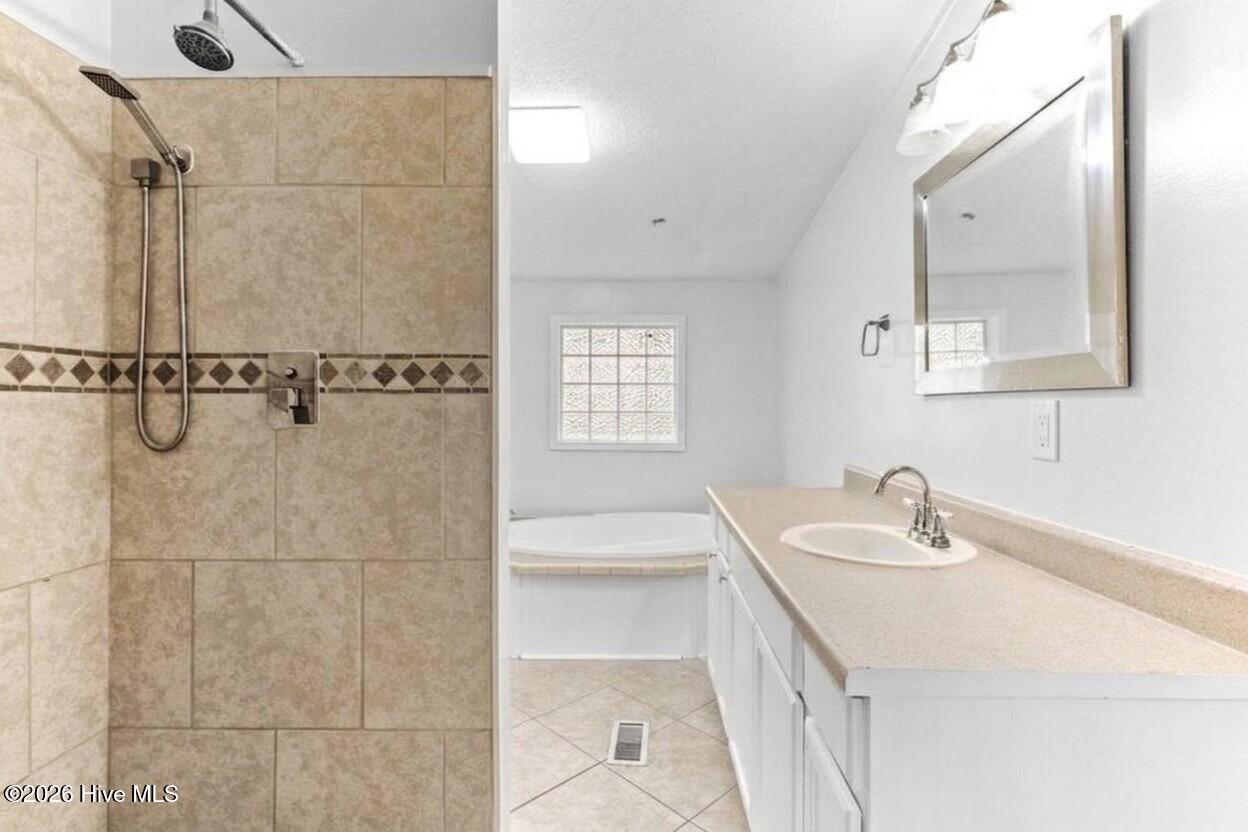 4th image of 199 N Nc 124 W, Macclesfield, NC 27852 | MLS# 100590674