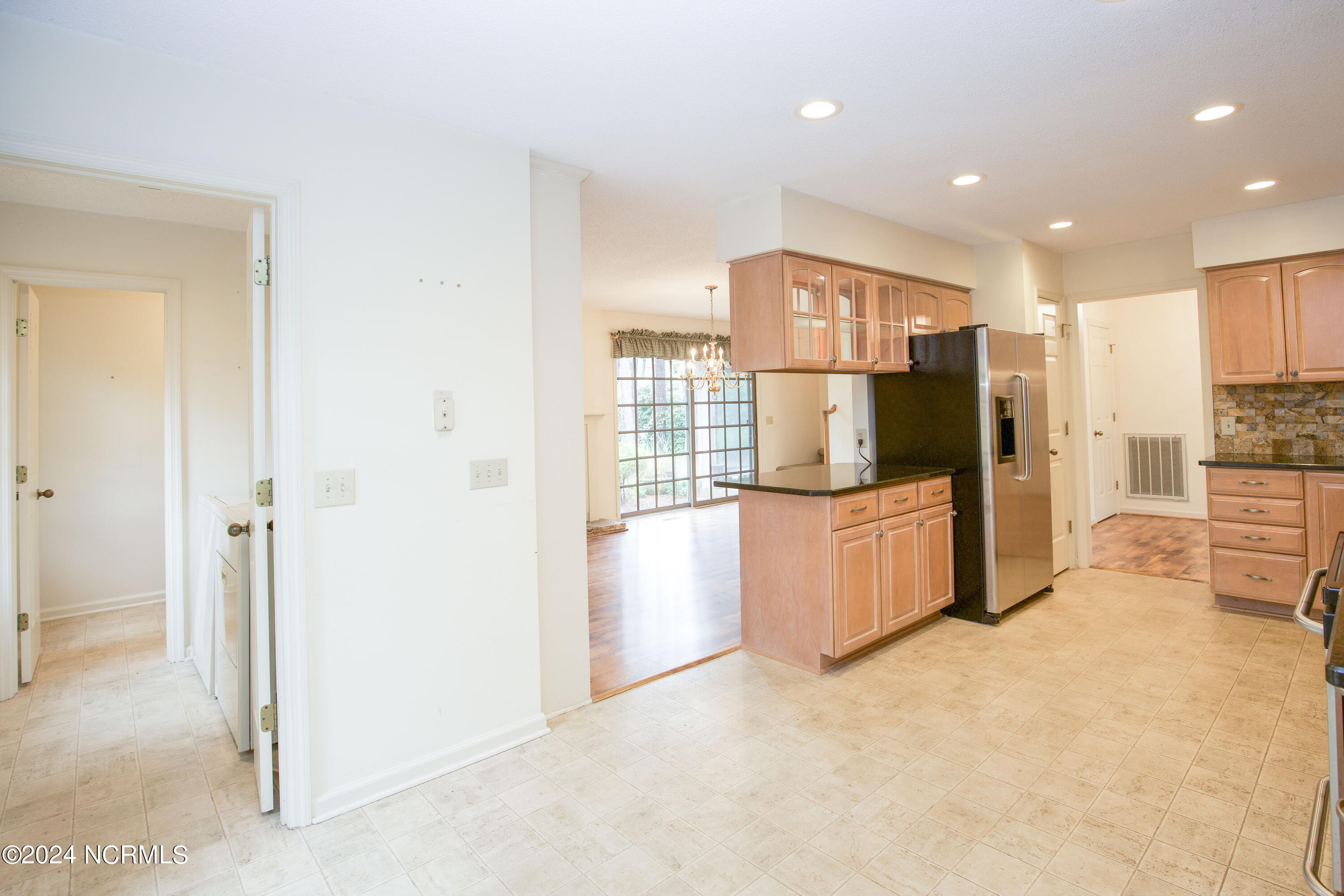 620 Diamondhead Dr S-11