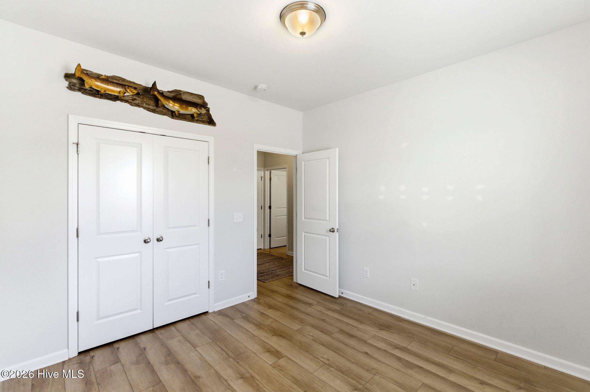 100566850 | Photo 23