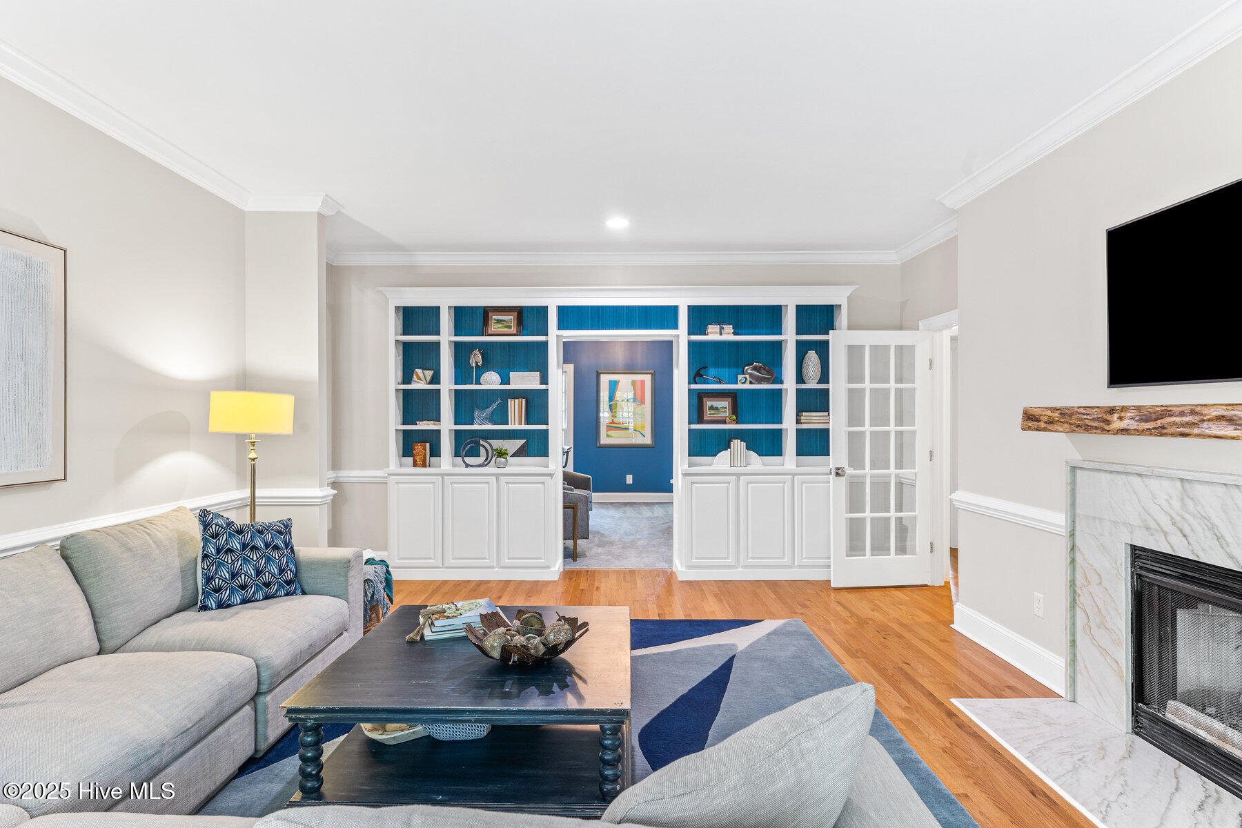 100489617 | Photo 17