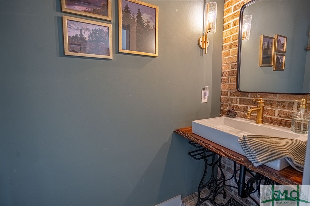 1st floor half bath