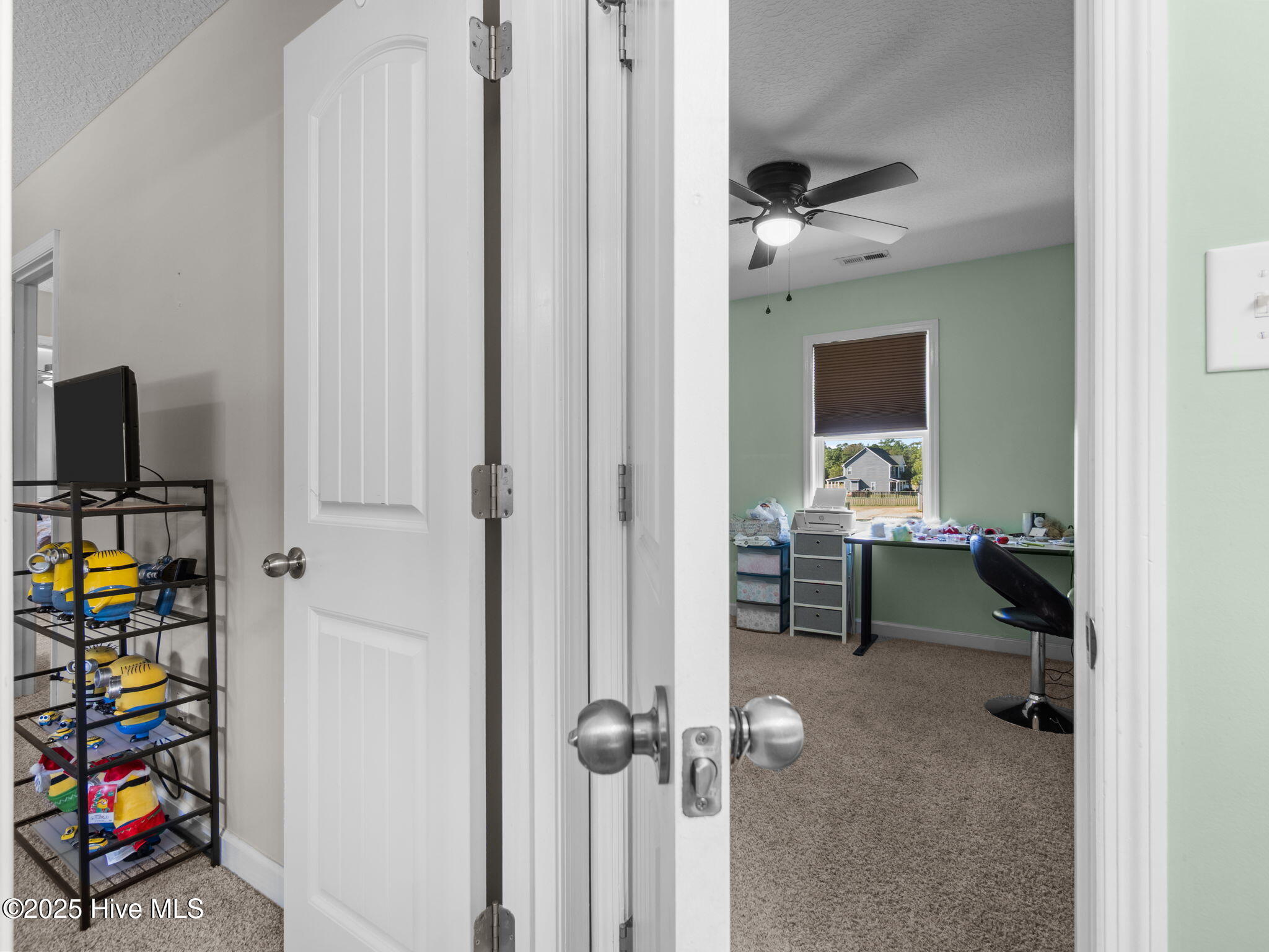 100541935 | Photo 29