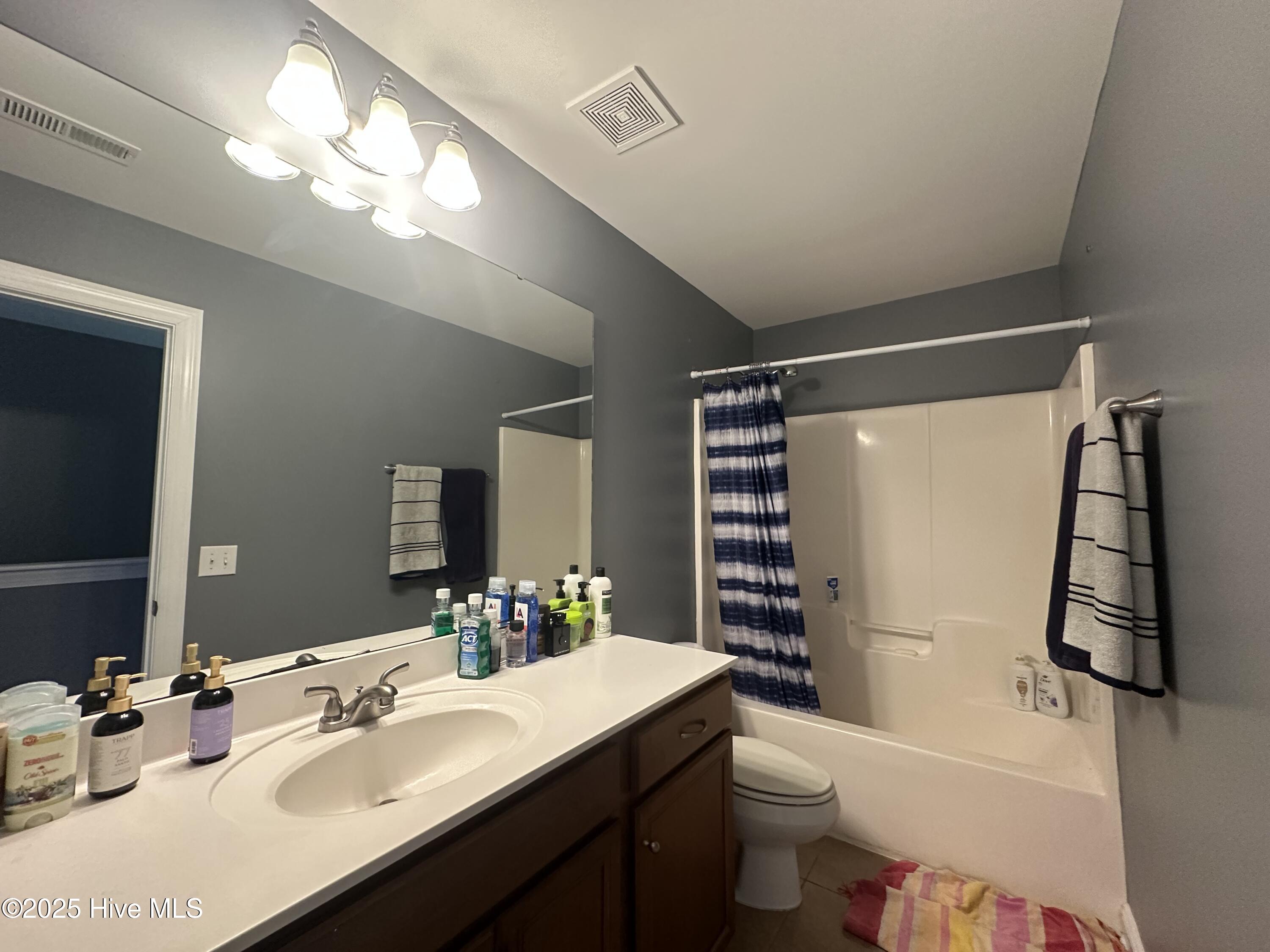 100551344 | Photo 30