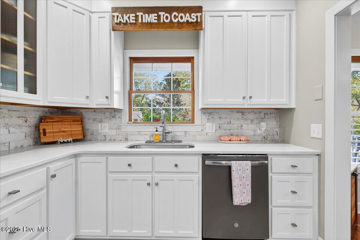 100540409 | Photo 35