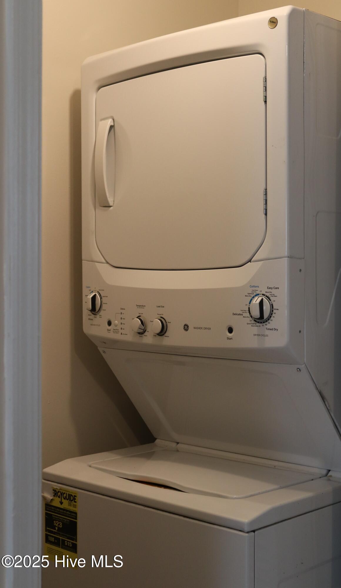 100557639 | Photo 16