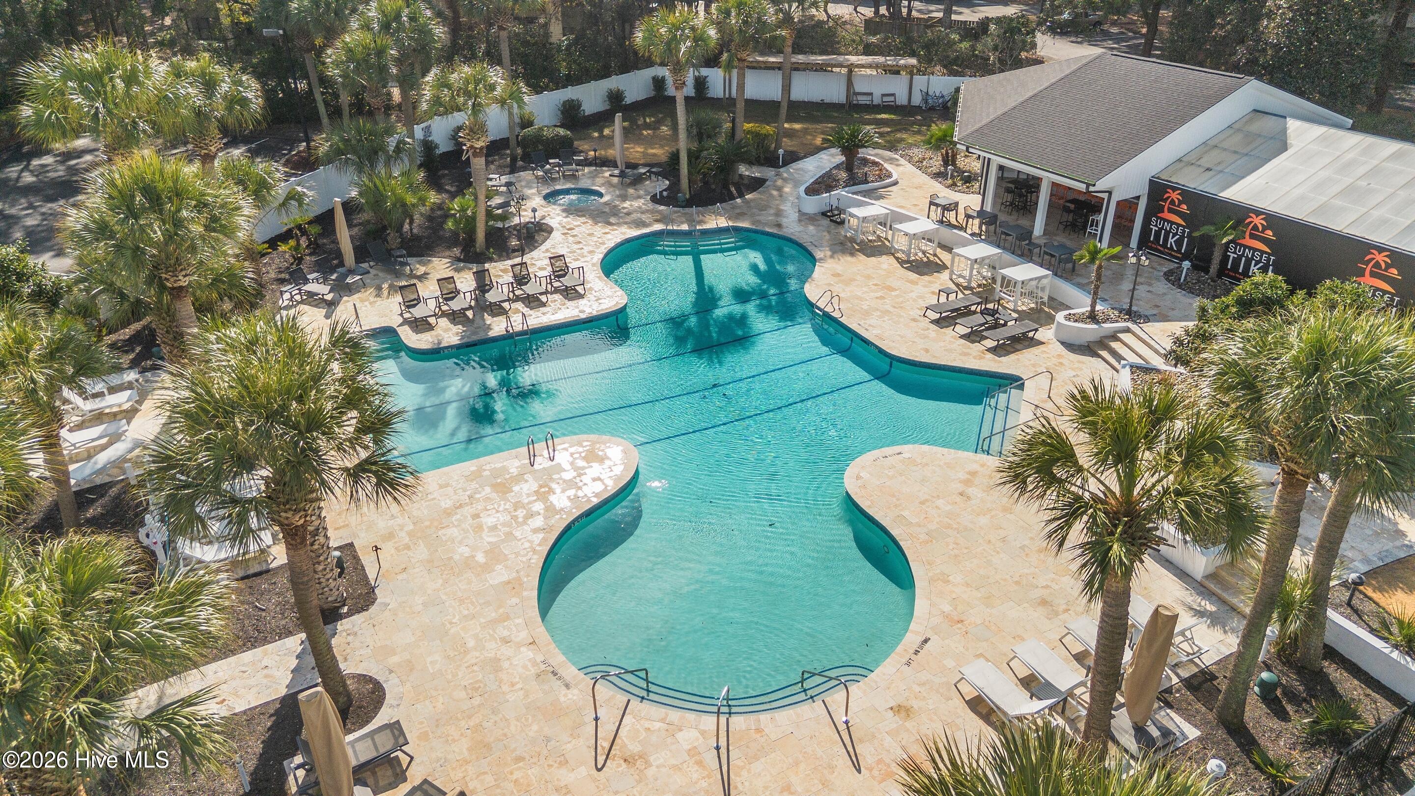 100548504 | Photo 57