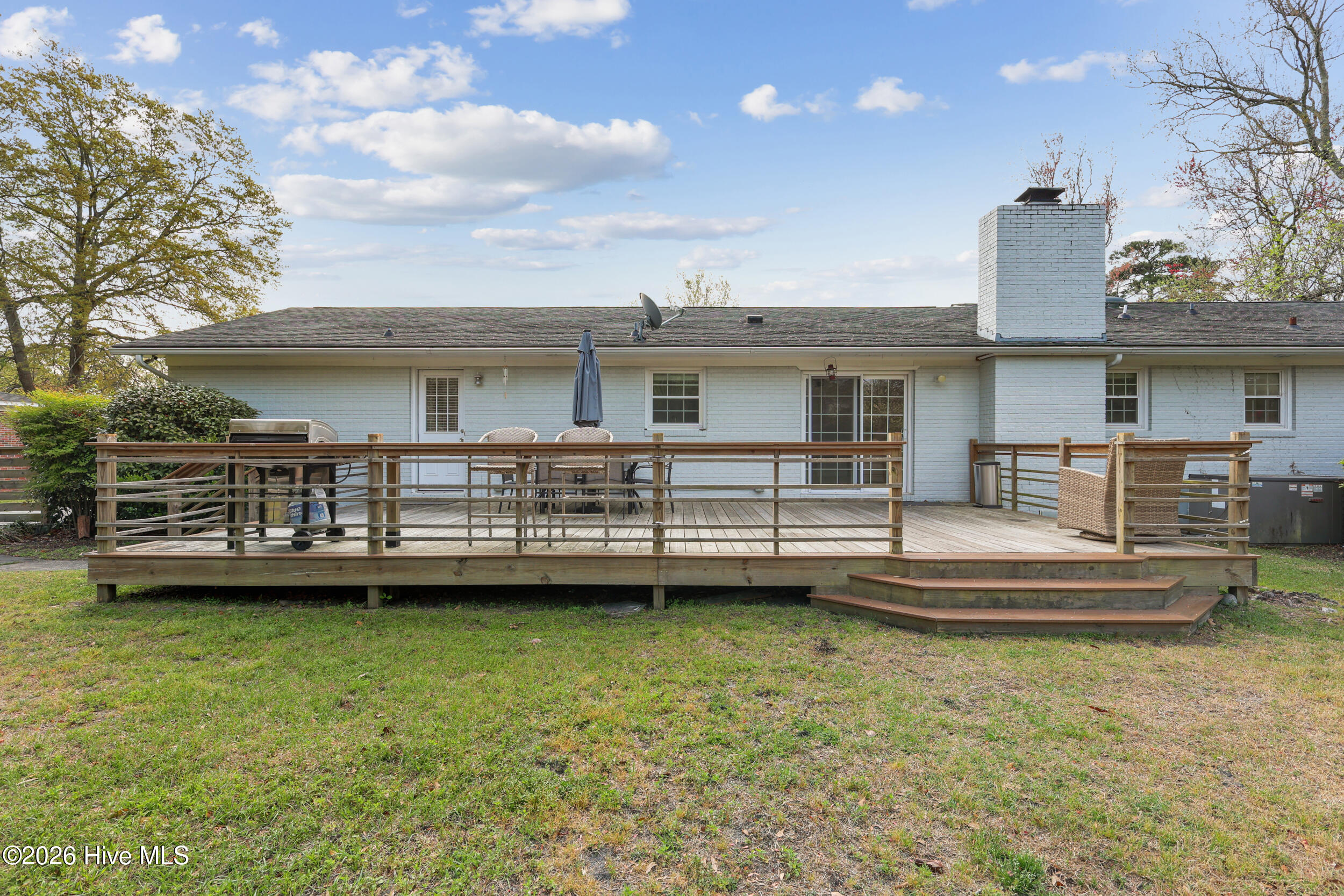 100564649 | Photo 20