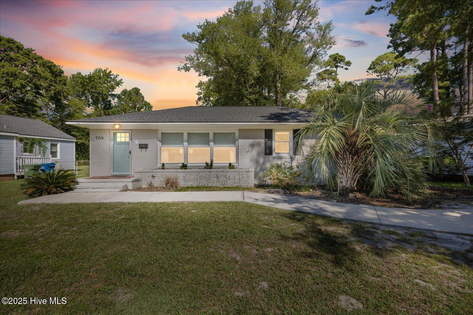 UNC at Wilmington UNC at Wilmington