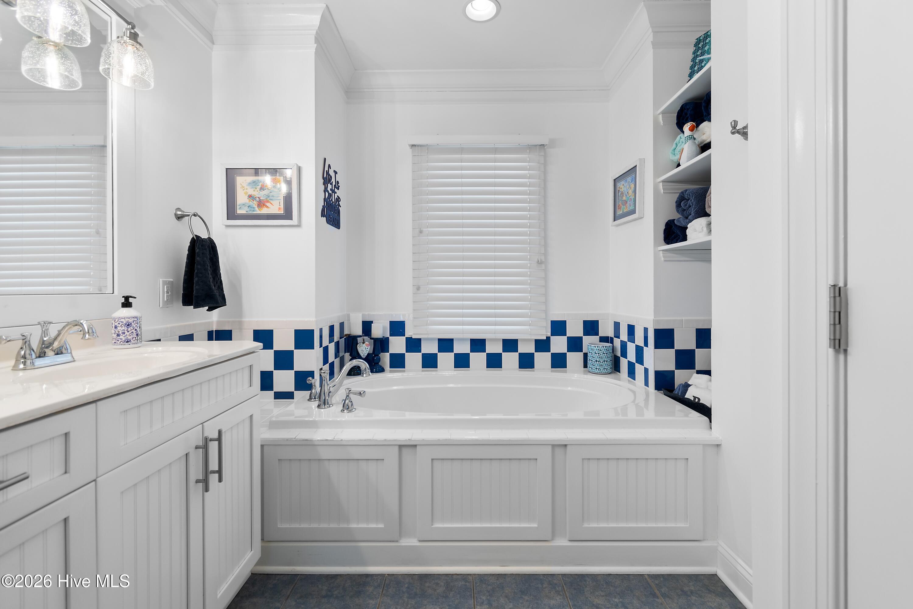 100551150 | Photo 26