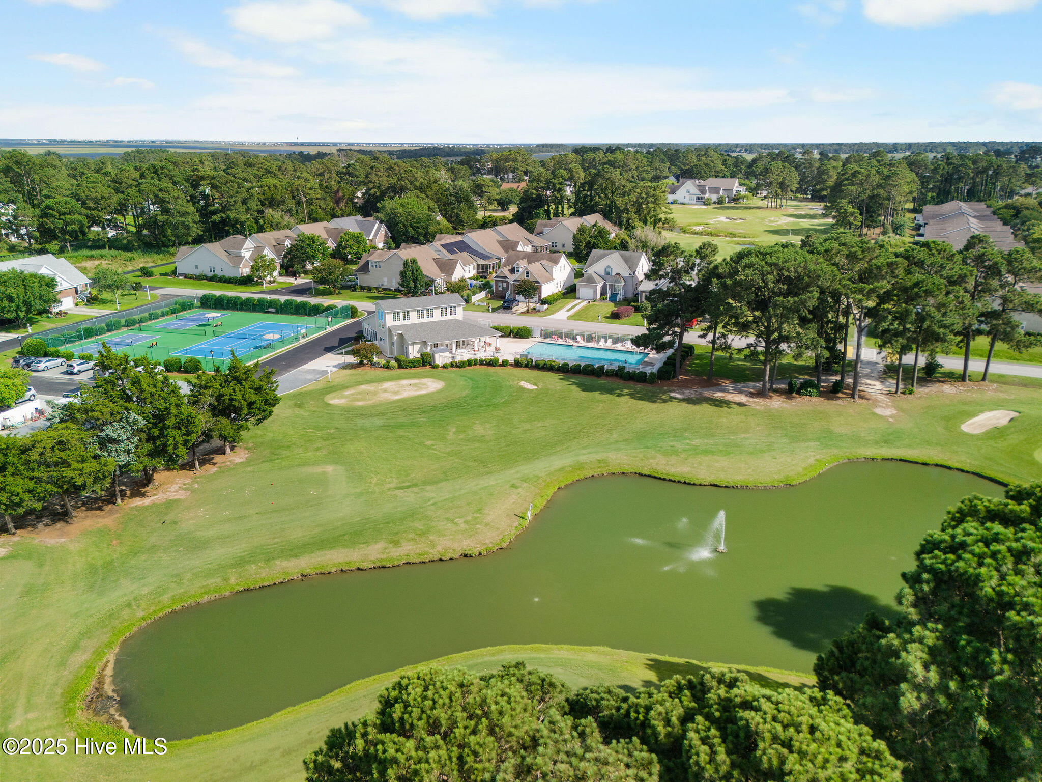 100513601 | Photo 49