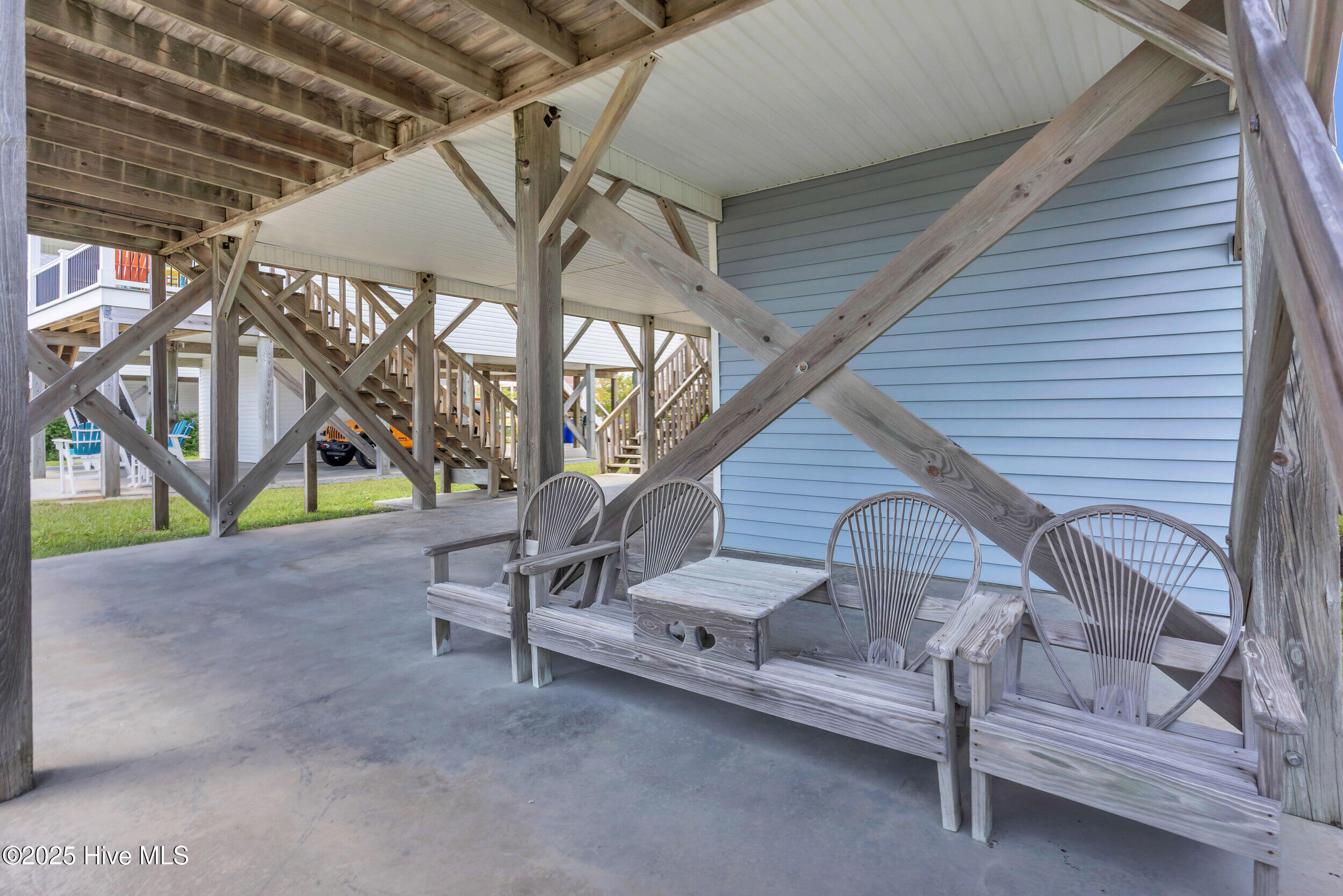 100521626 | Photo 53