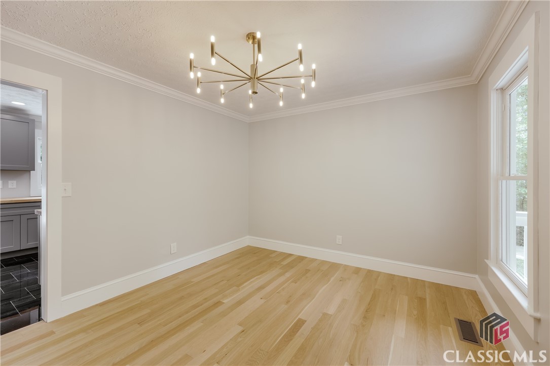 155 Hunters Pointe Drive