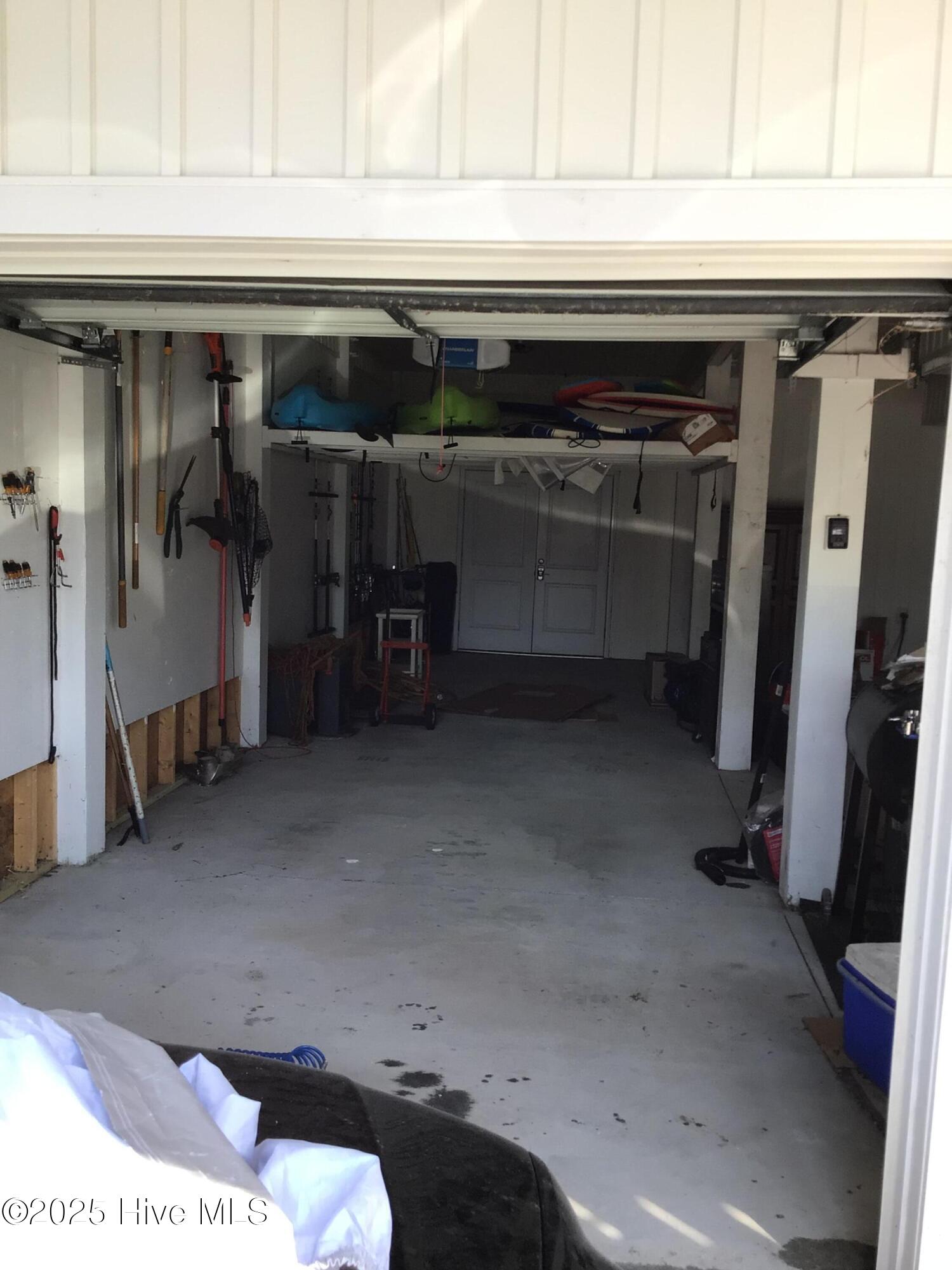 100508698 | Photo 29