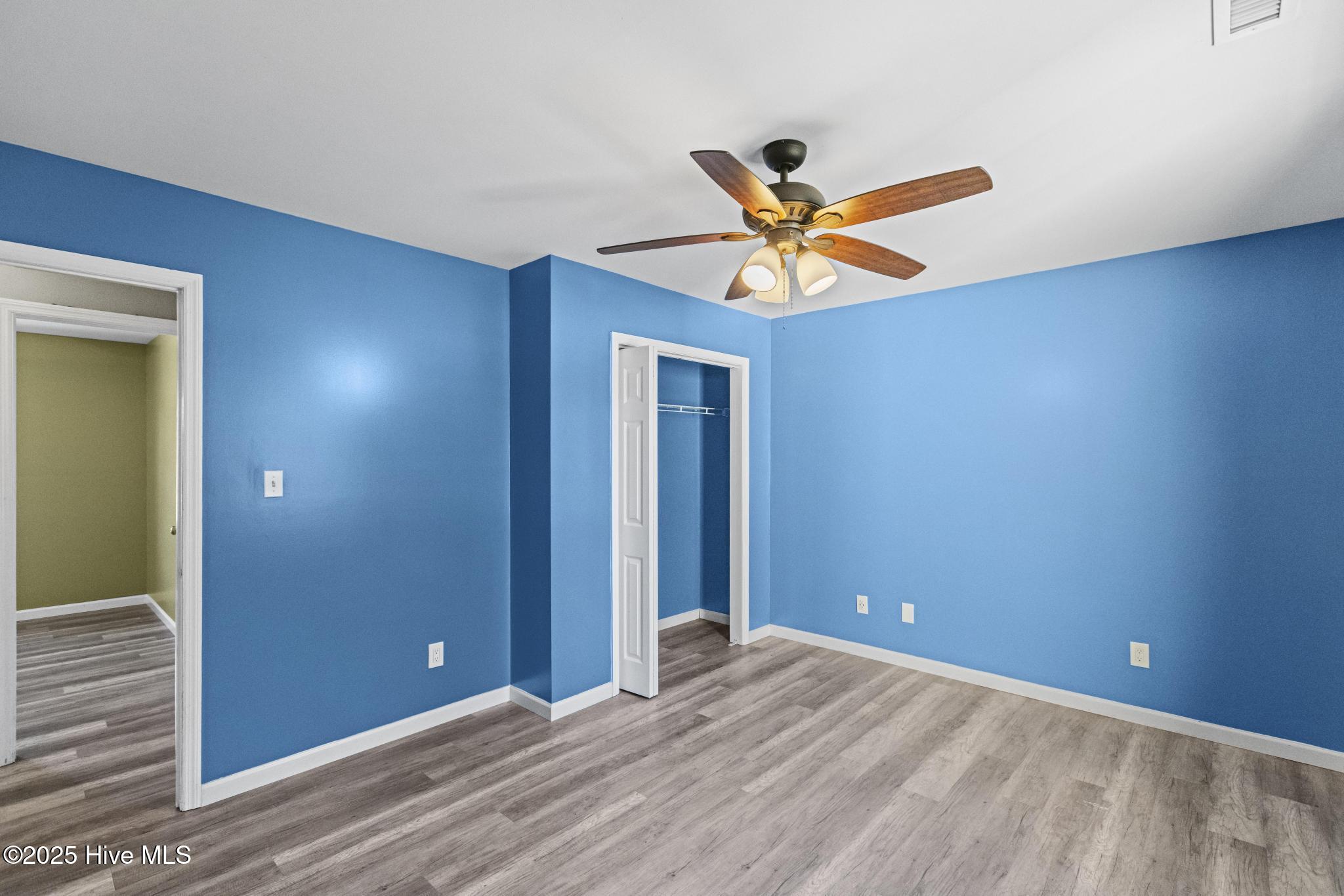 100547038 | Photo 20