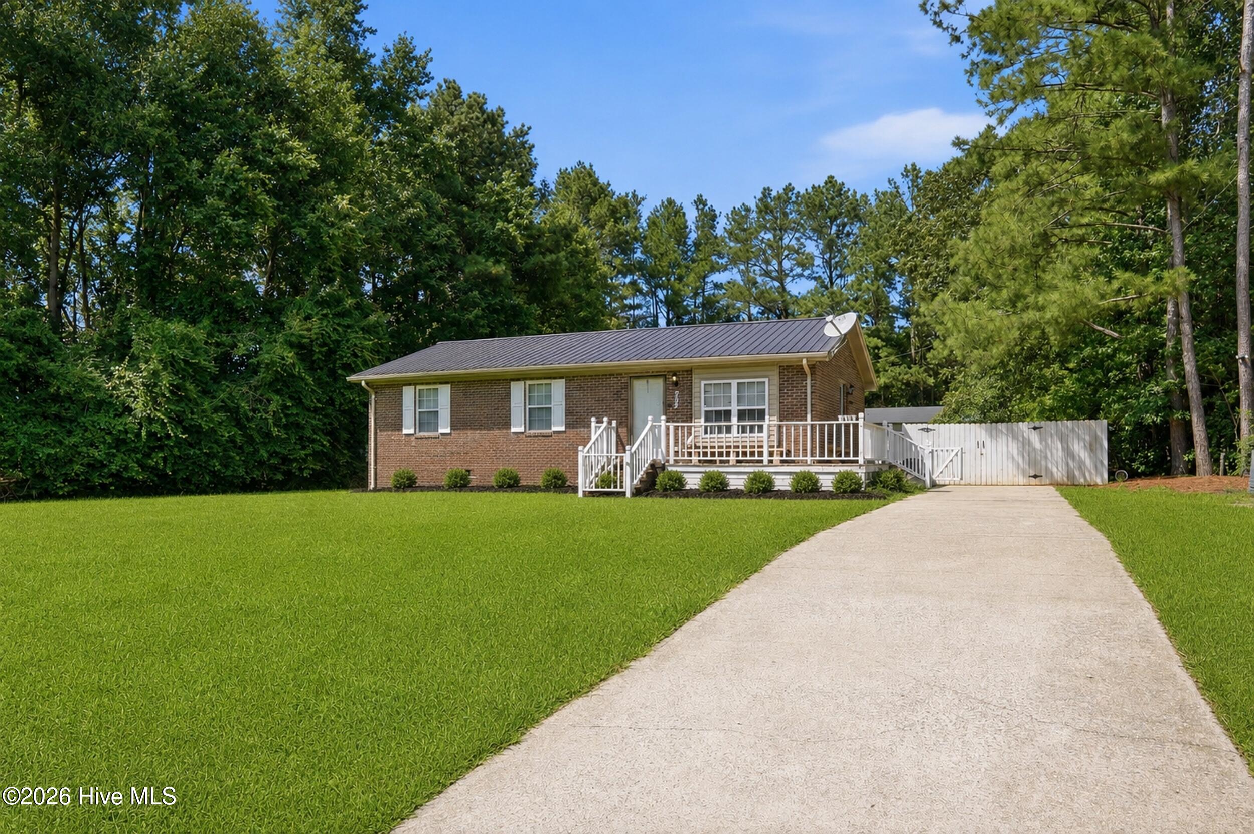 2nd image of 252 Vaughan Town Rd, Murfreesboro, NC 27855 | MLS# 100595106