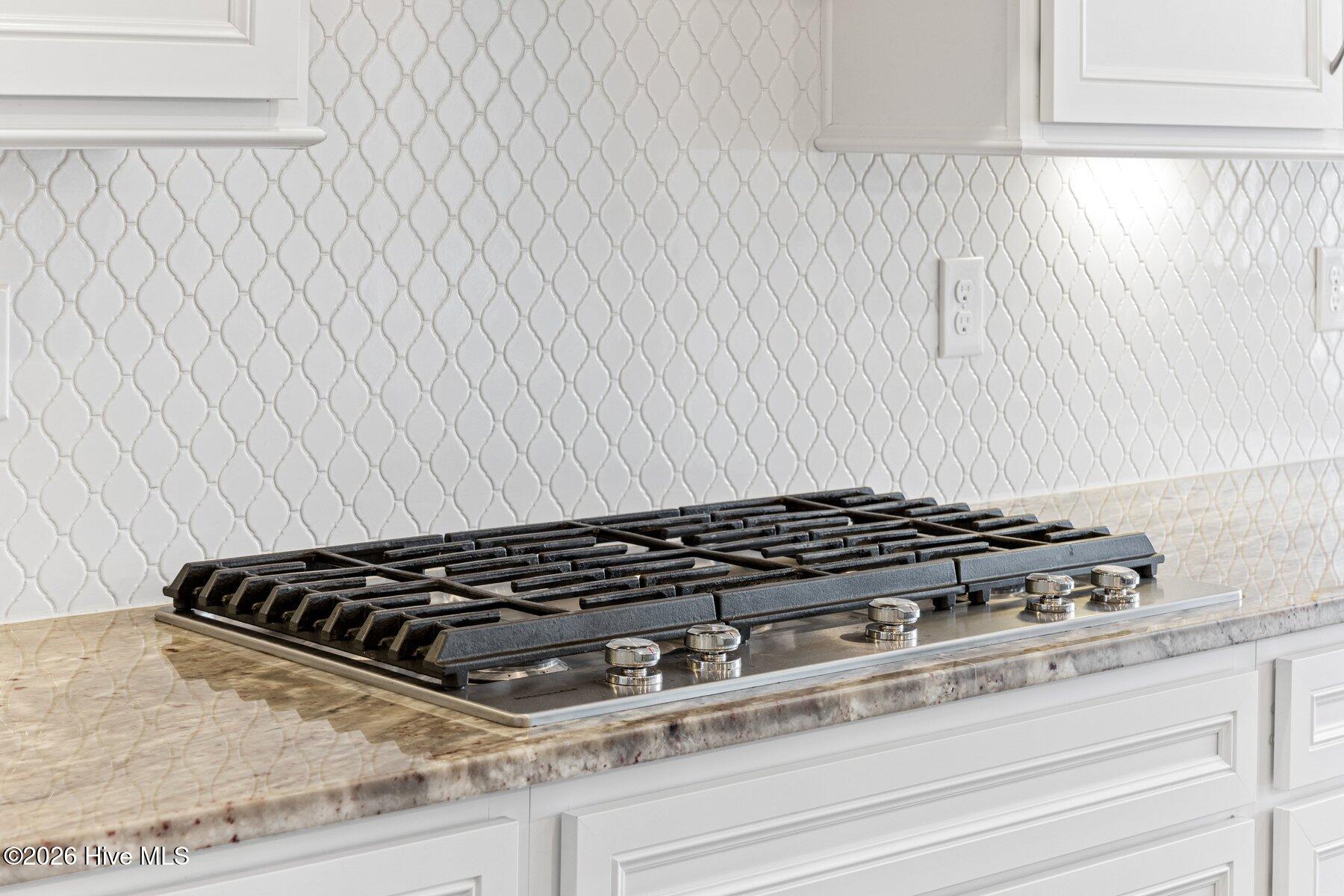 100551985 | Photo 20