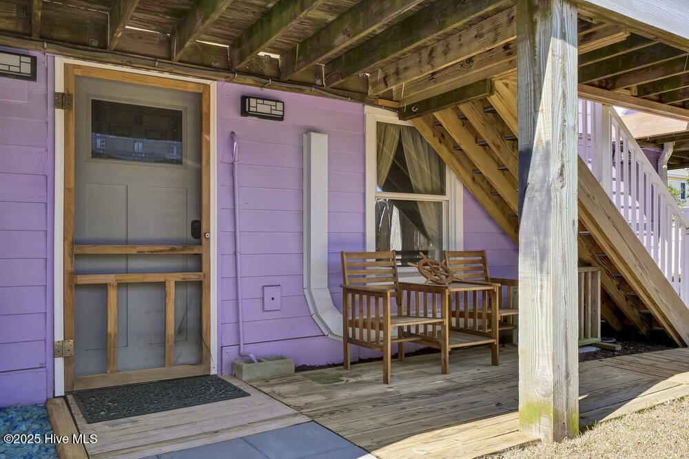 100533445 | Photo 55