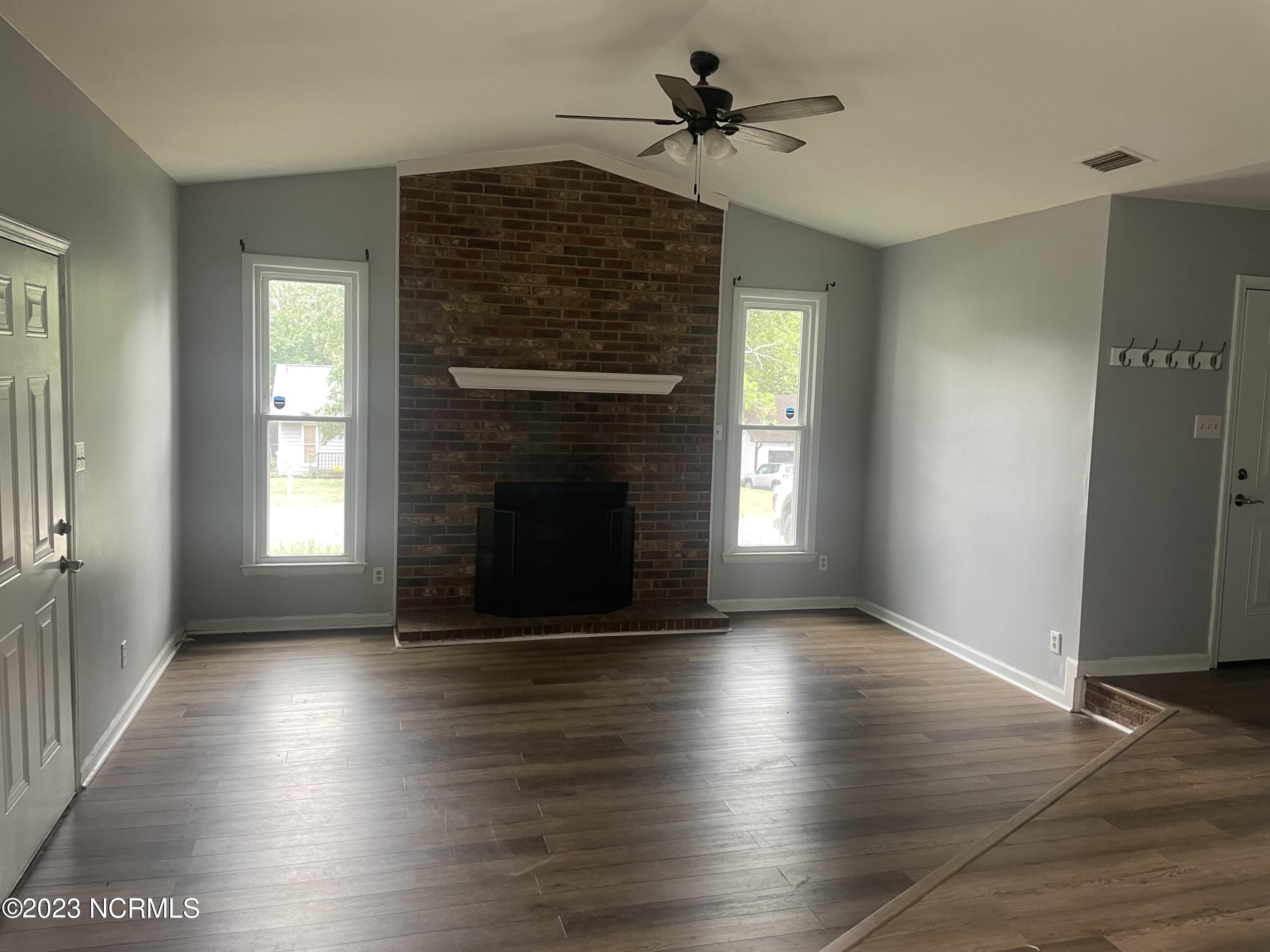 3337 Redfox Road, Spring Lake, NC 28390 Listing Photo  6