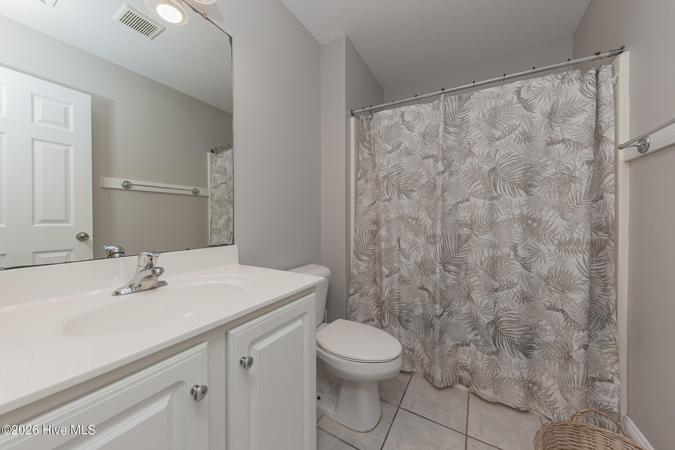 100550333 | Photo 38