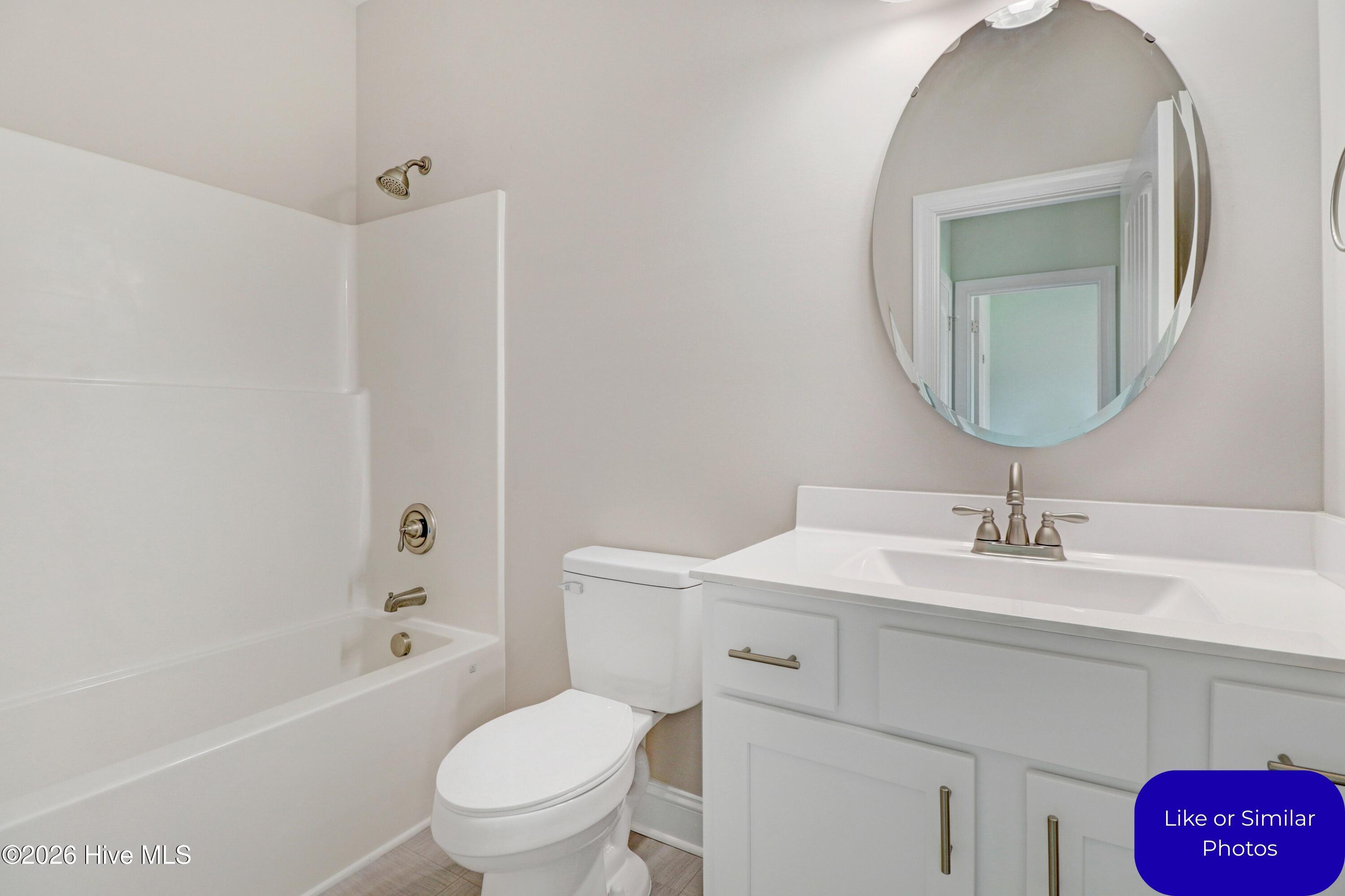 100570214 | Photo 23