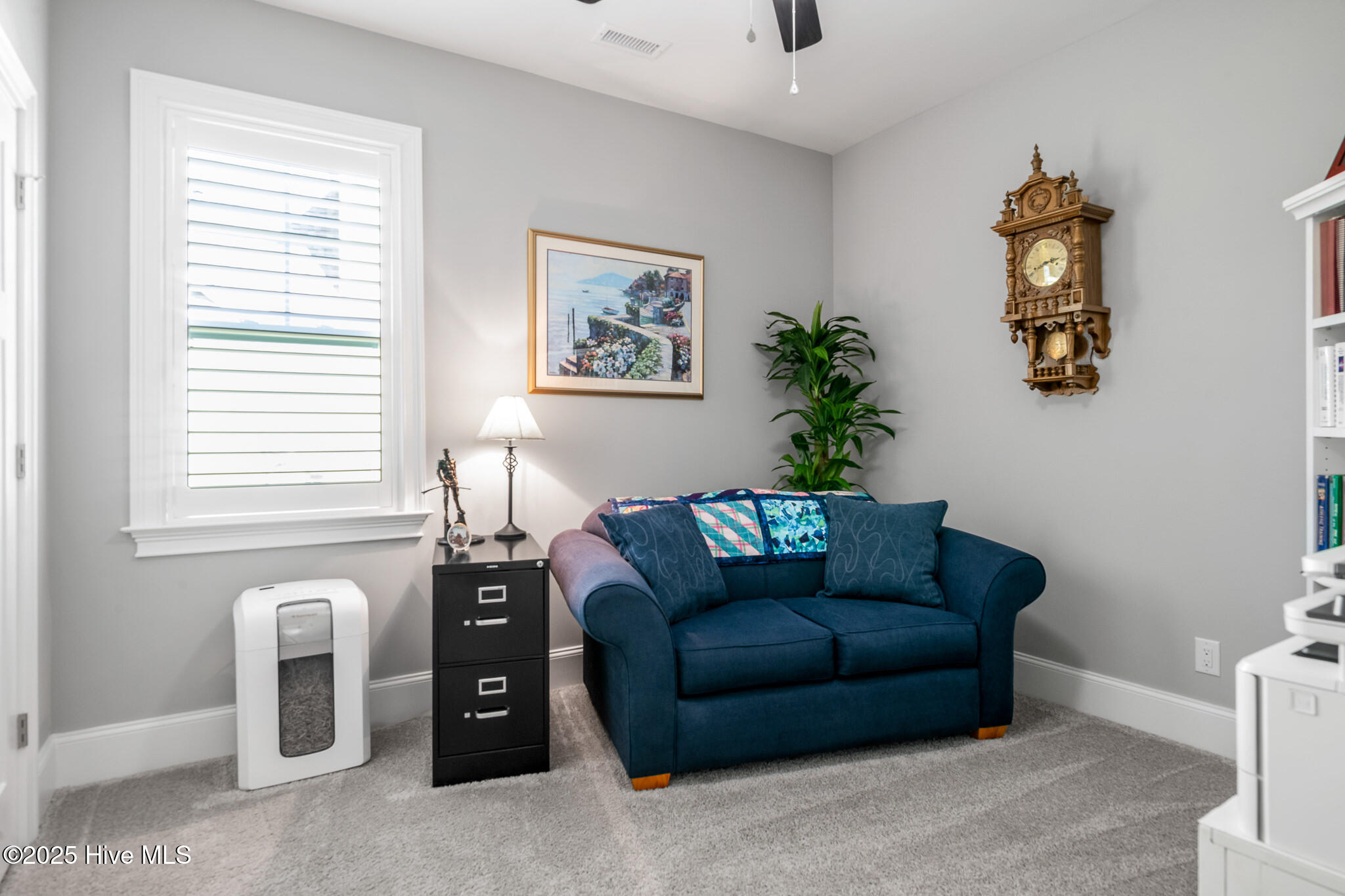 100526725 | Photo 33