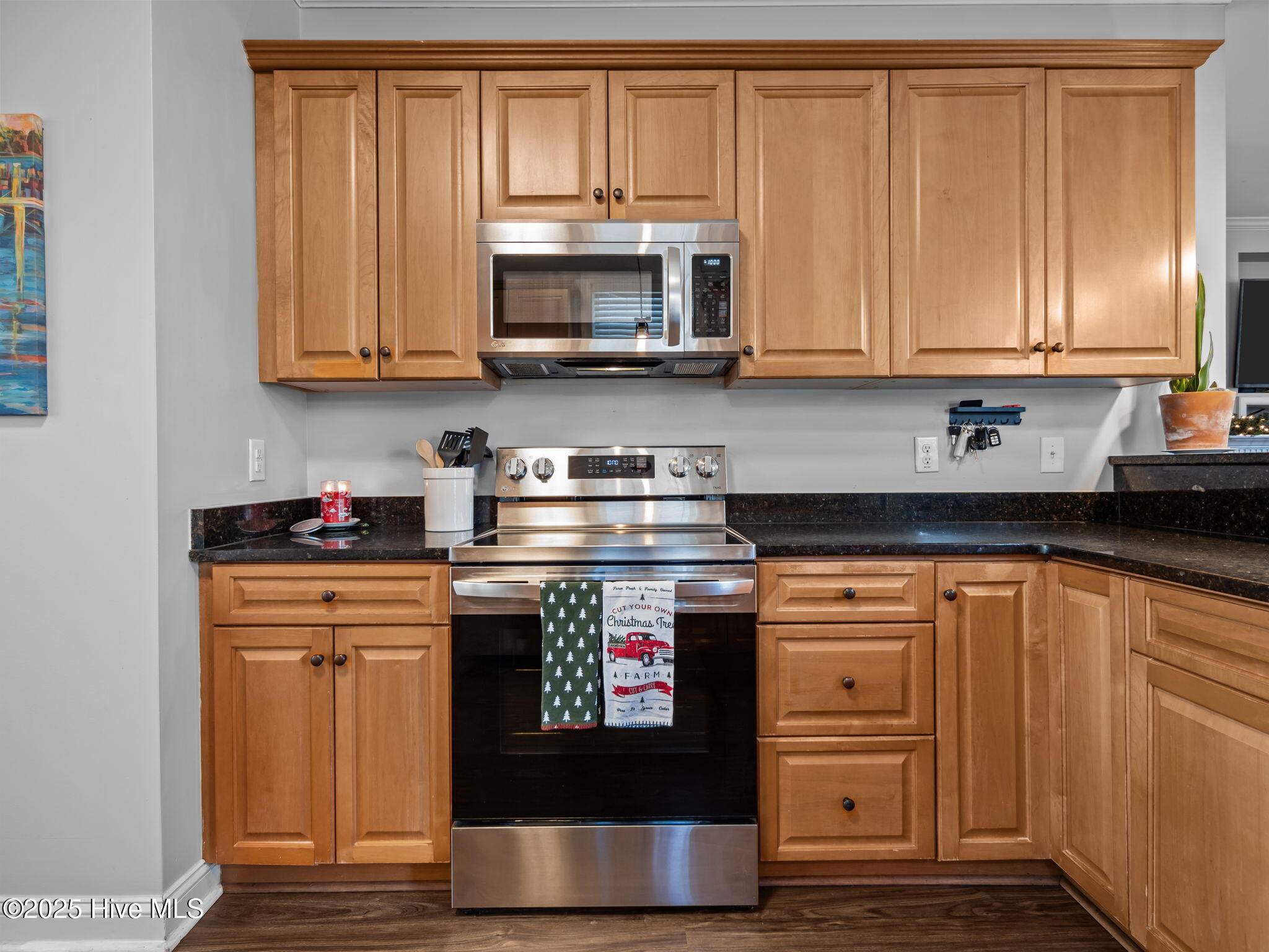 100546658 | Photo 12