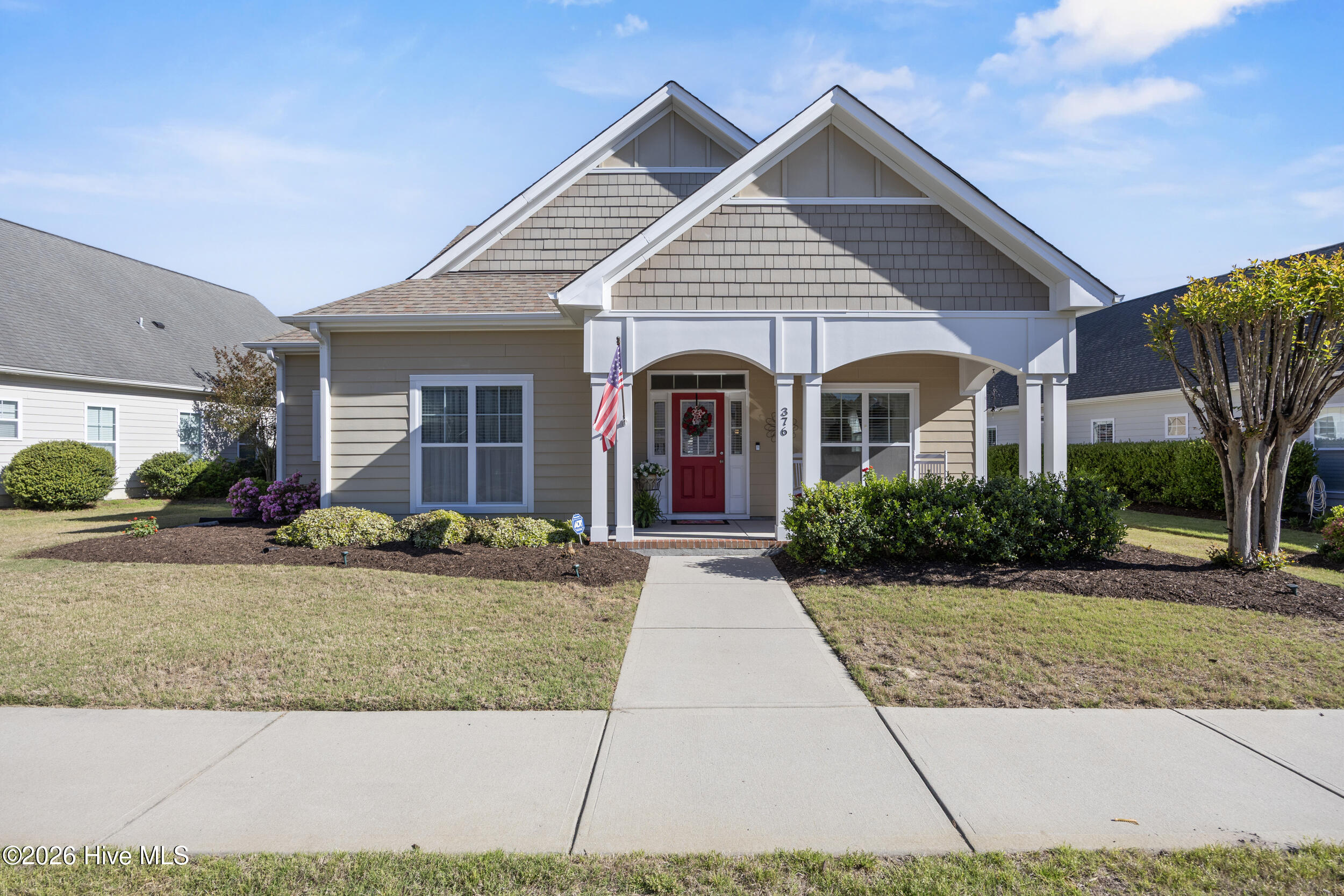 100567413 | Photo 26