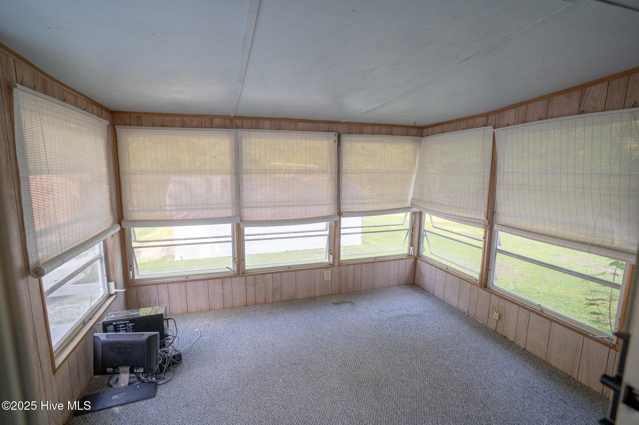 100513589 | Photo 19