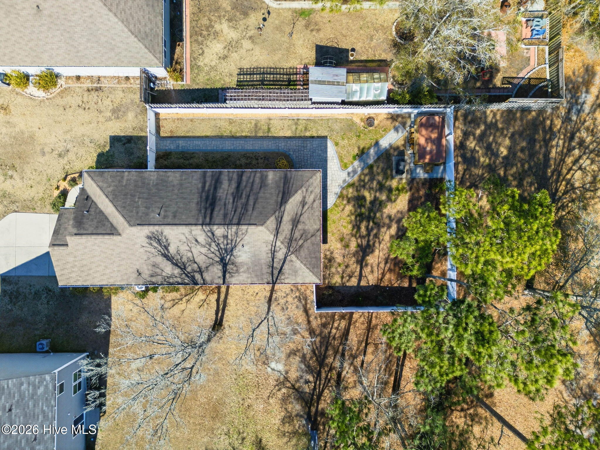 100555390 | Photo 41