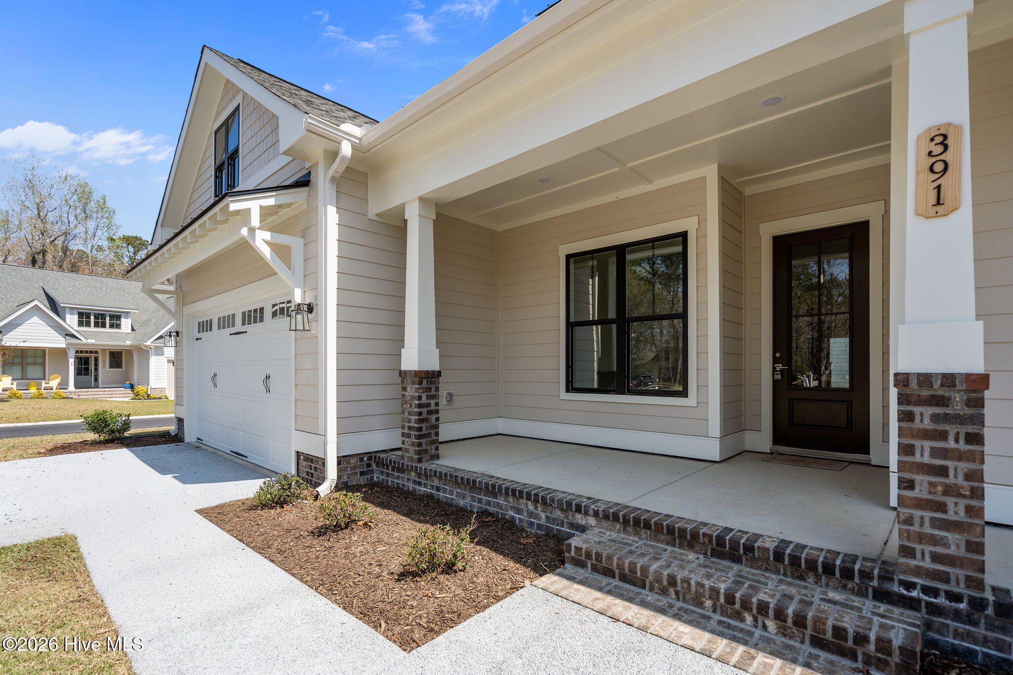 100564370 | Photo 48