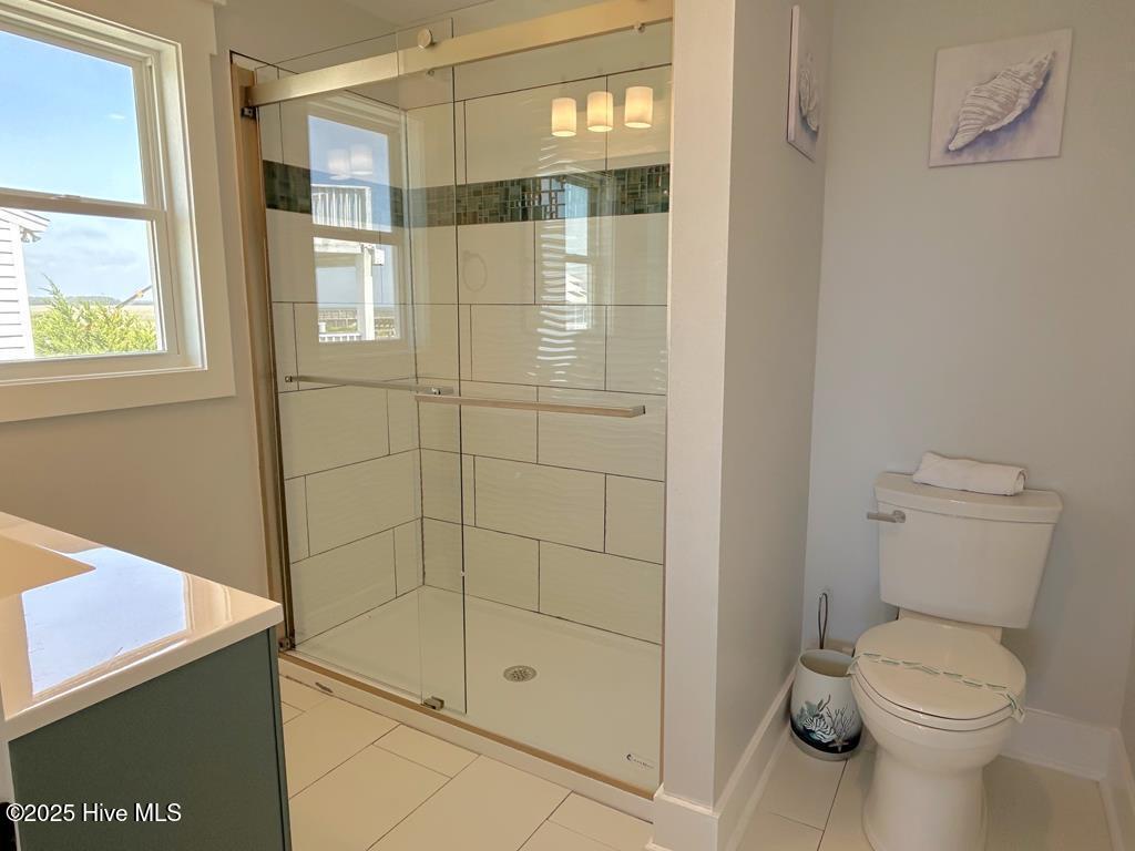 100533817 | Photo 43