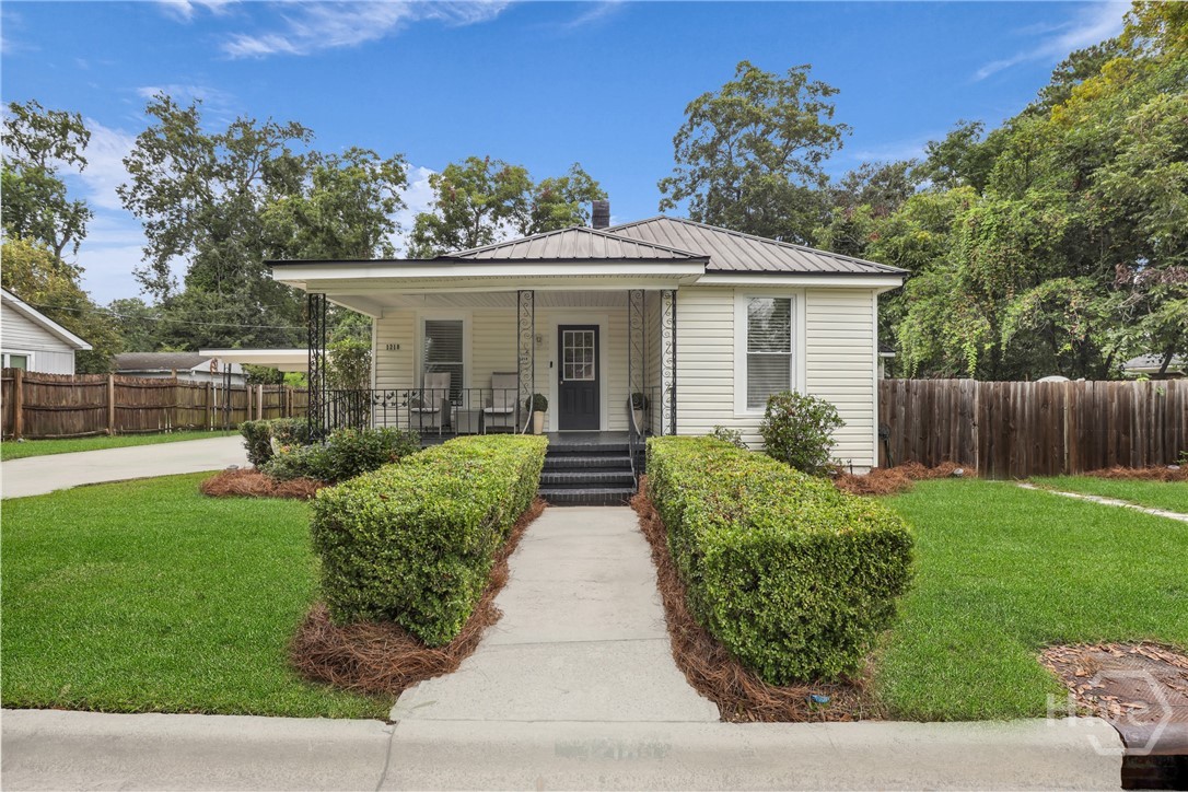 Homes for sale in Savannah, GA | 1218 E 69th St, Savannah, GA 31404 | MLS# SA339293