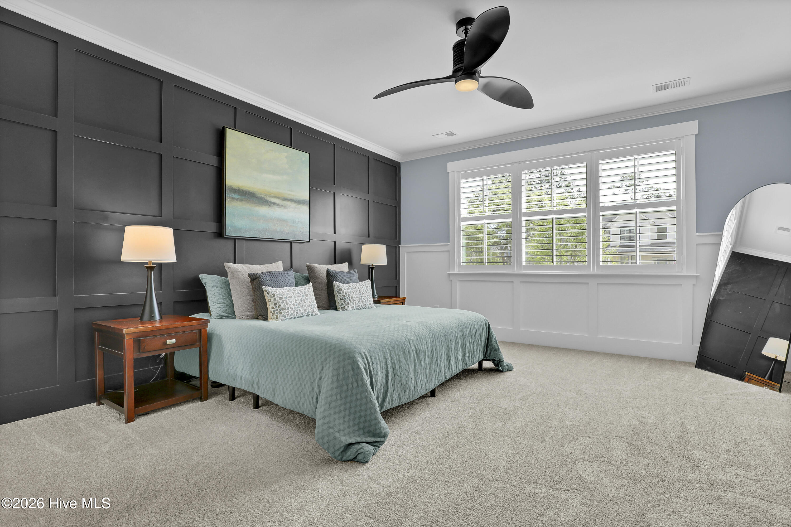 100567366 | Photo 16