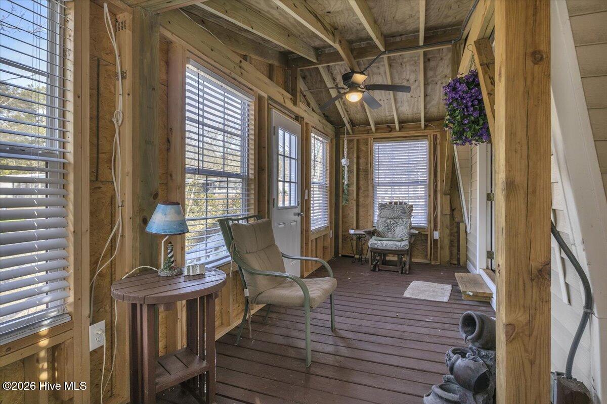 100551359 | Photo 21