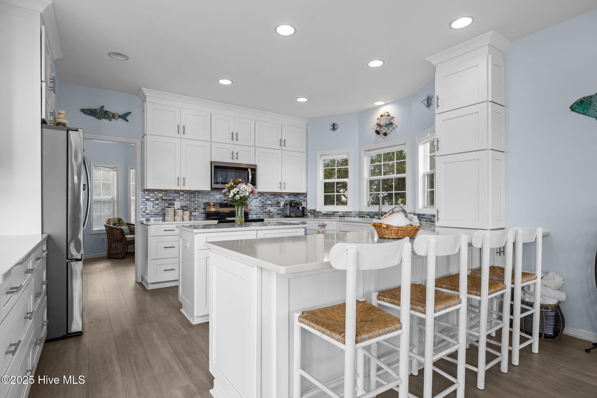 100526742 | Photo 15