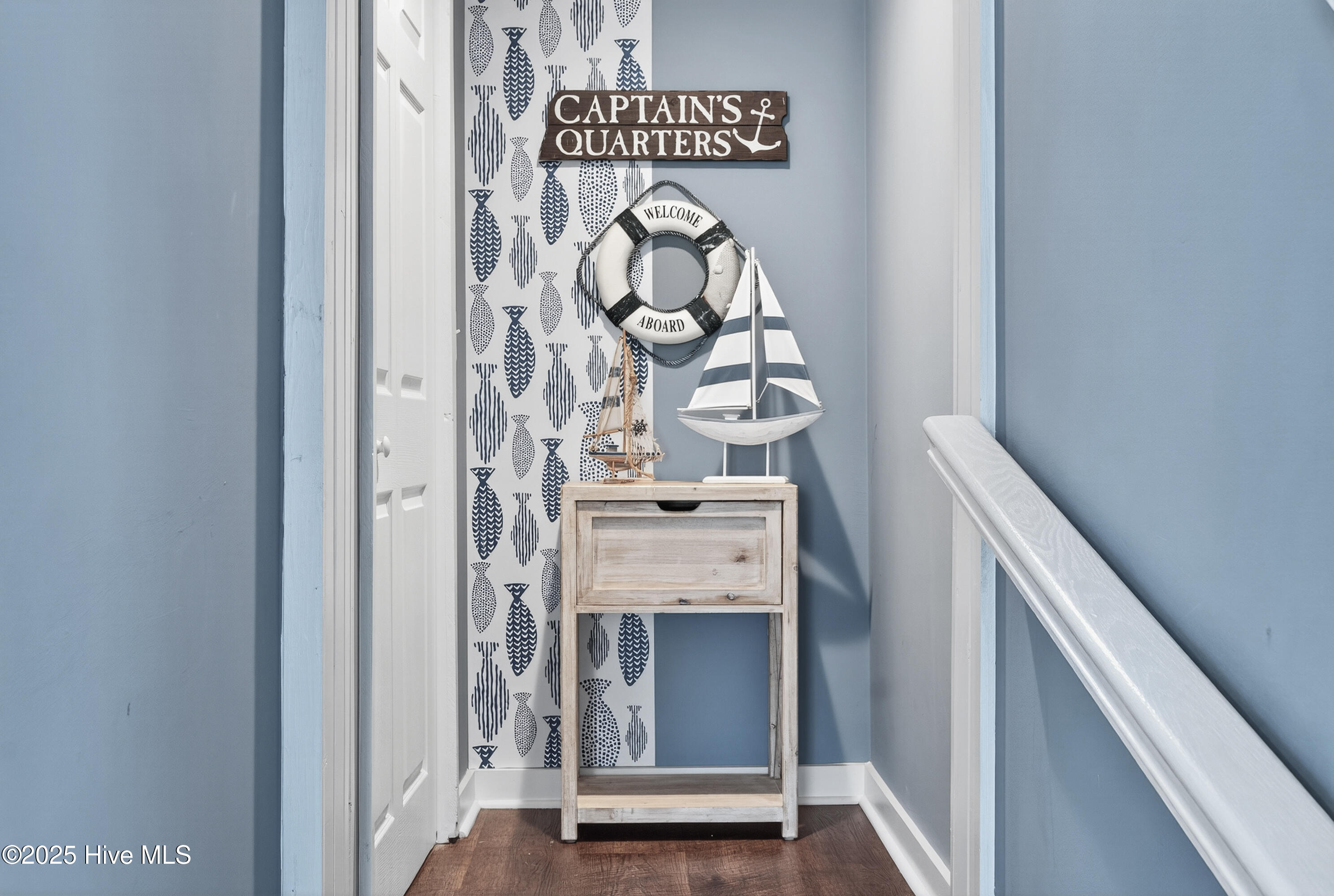 100537887 | Photo 30